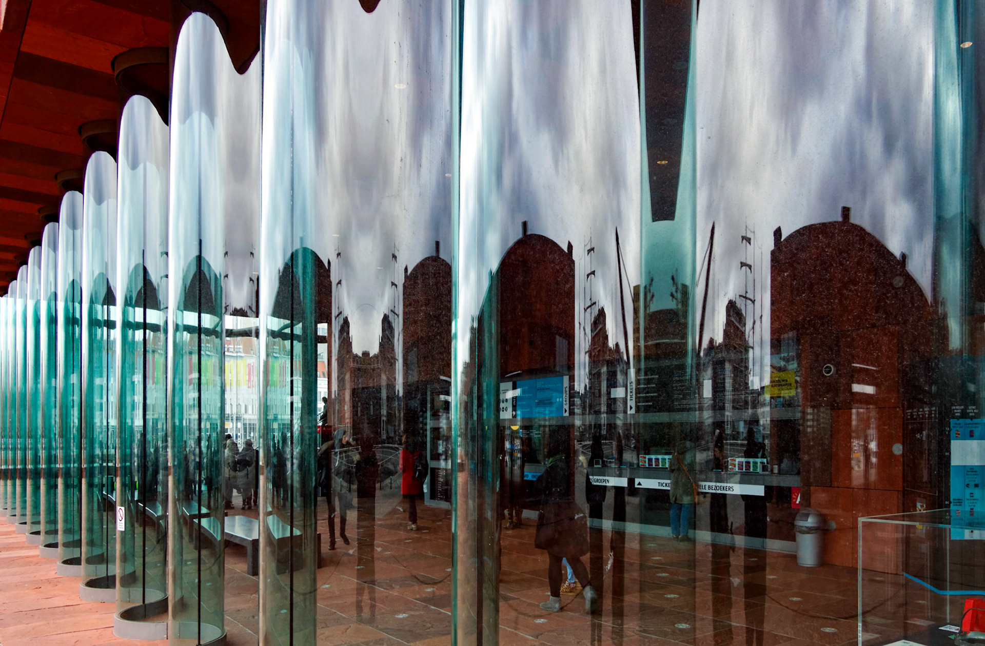 AntwerpPlease see my other Photographs at: http://www.jamespdeans.co.uk/