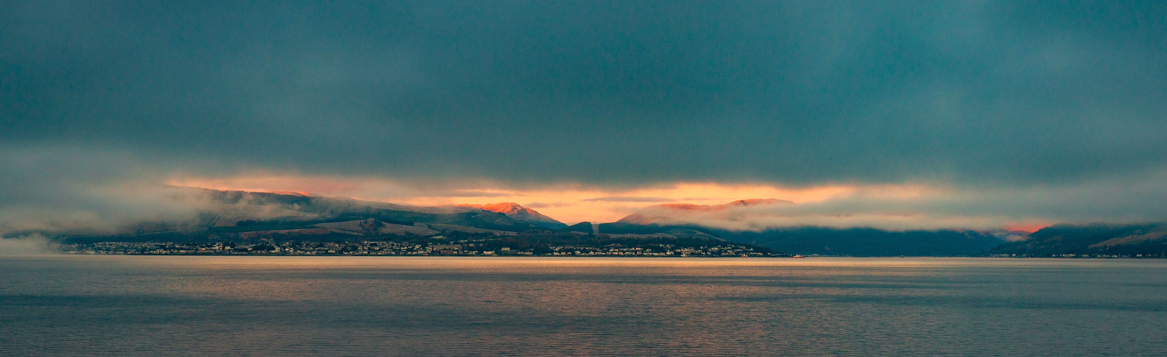 Fog over the Firth of Clyde at Gourock 13 December 2022