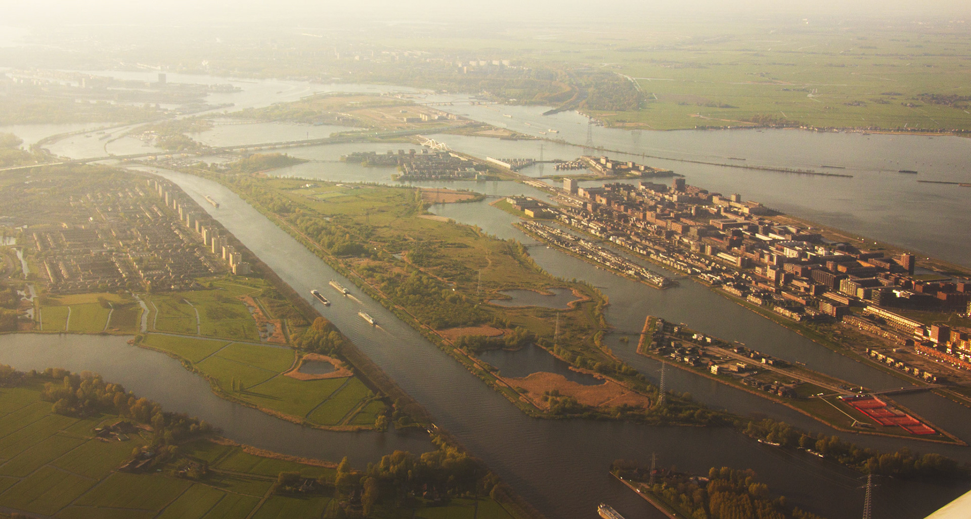 AmsterdamPlease see my other Photographs at: http://www.jamespdeans.co.uk/