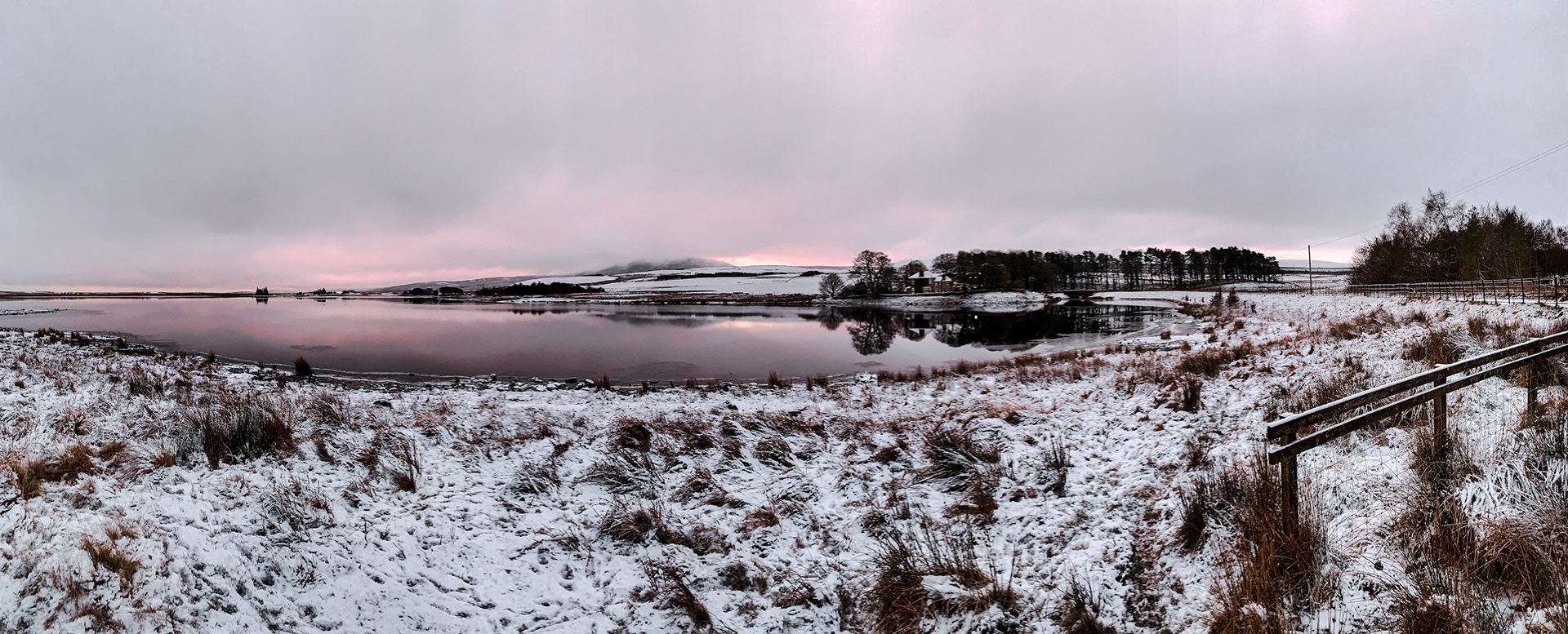 Harperrig Reservoir - swimming location Please see my other photos at JamesPDeans.co.uk
