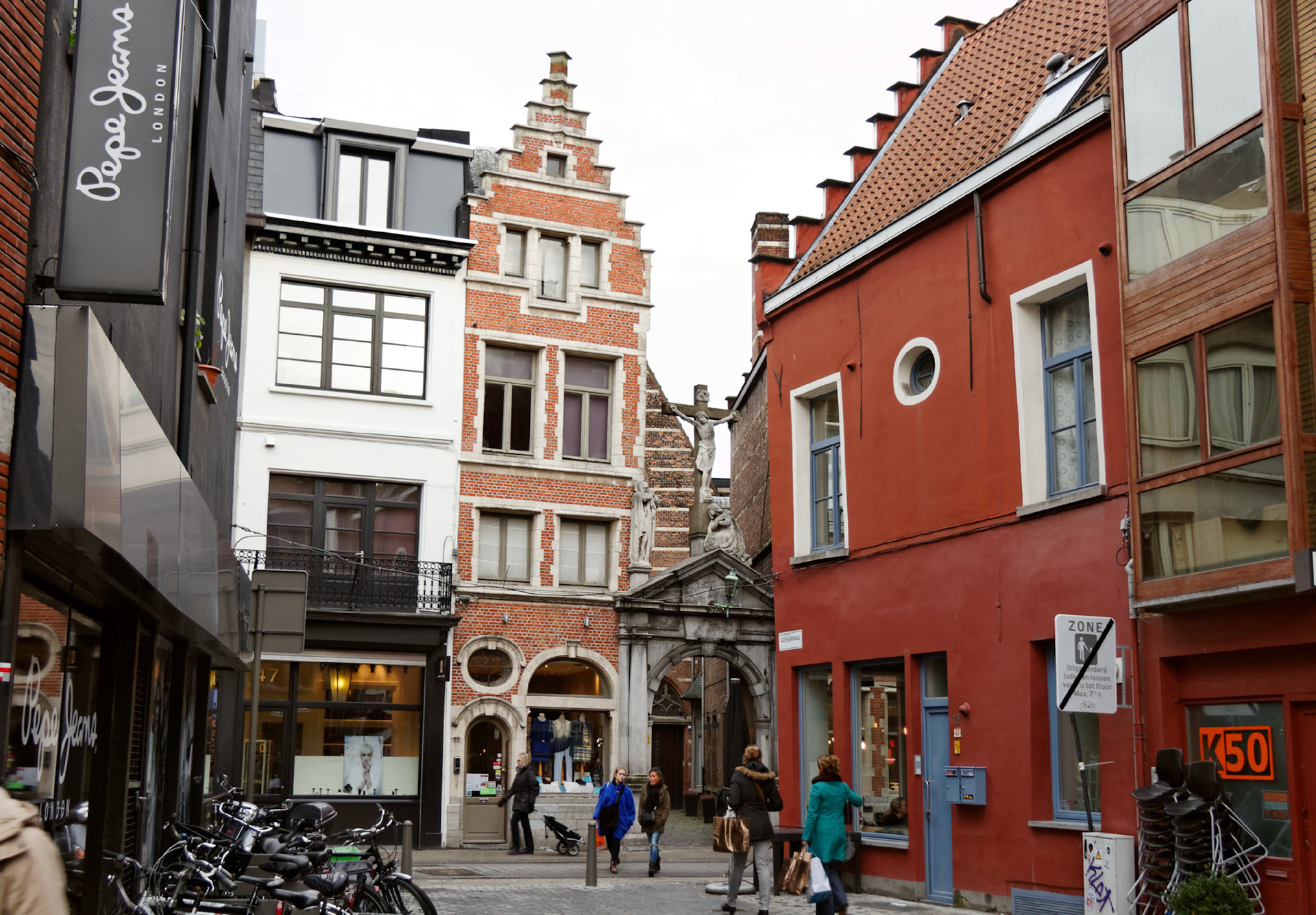 AntwerpPlease see my other Photographs at: http://www.jamespdeans.co.uk/