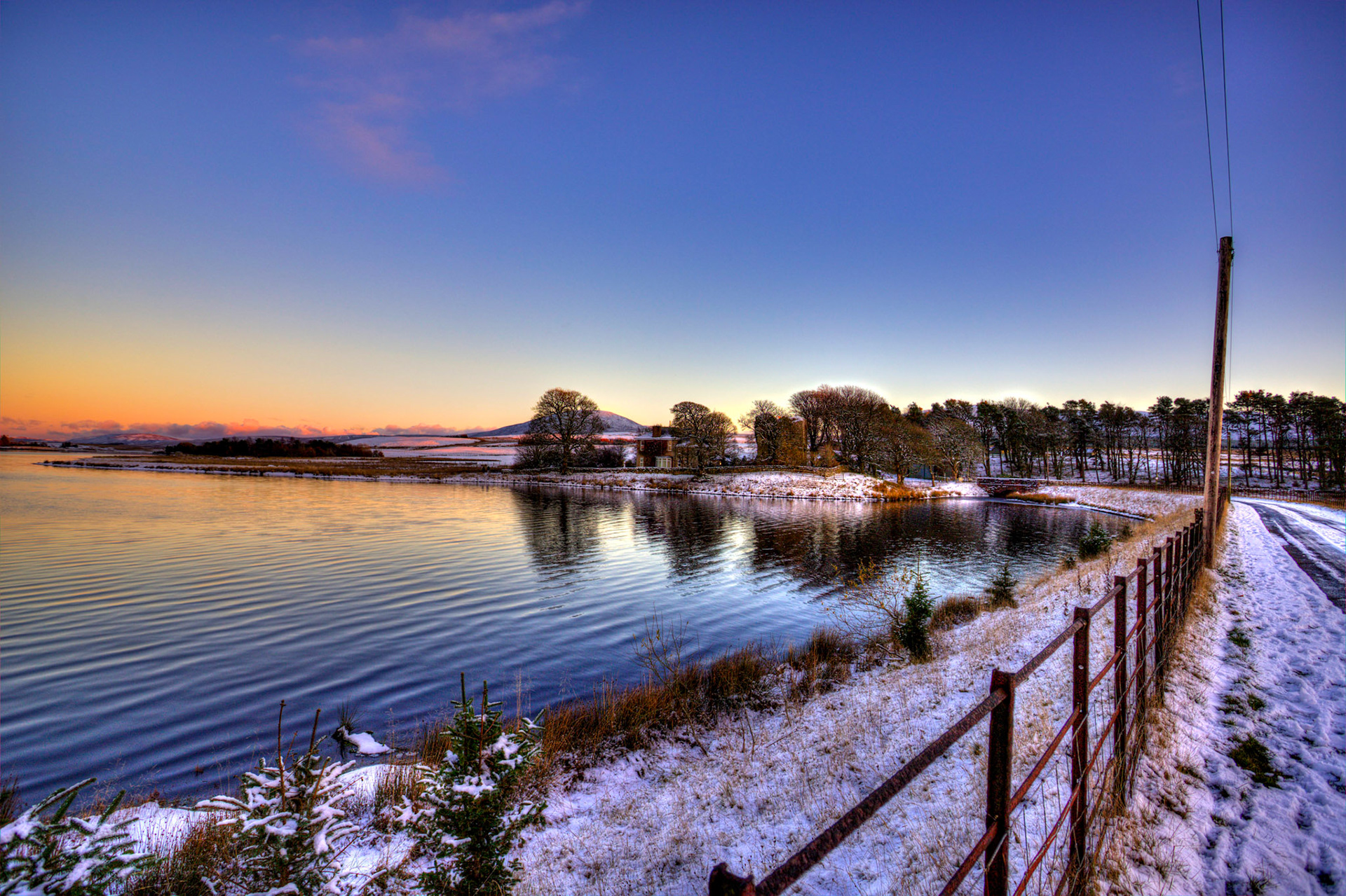 Harperrig 28 November 2021Please see my other photos at JamesPDeans.co.uk