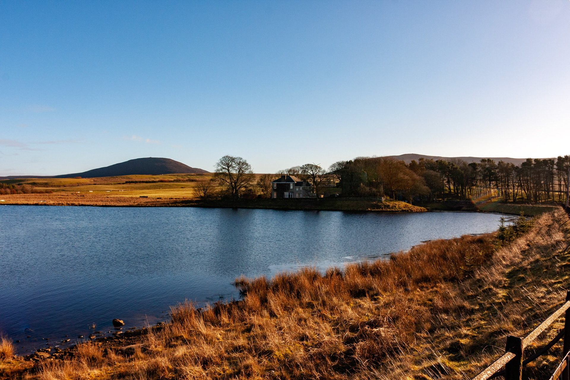 Pentland Hills, Colzium &amp; Harperrig ReservoirPlease see my other Photographs at: www.jamespdeans.co.uk