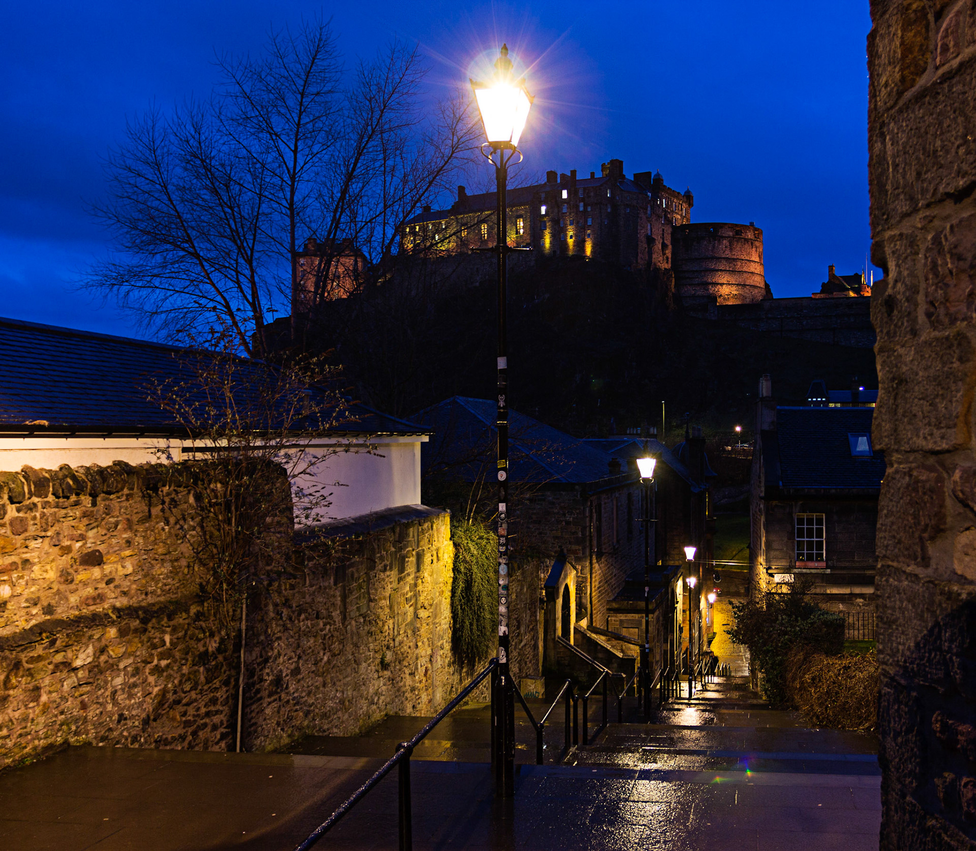 Edinburgh Castle viewed  from the Vennel, Edinburgh  Please see my other Photographs at: www.jamespdeans.co.uk