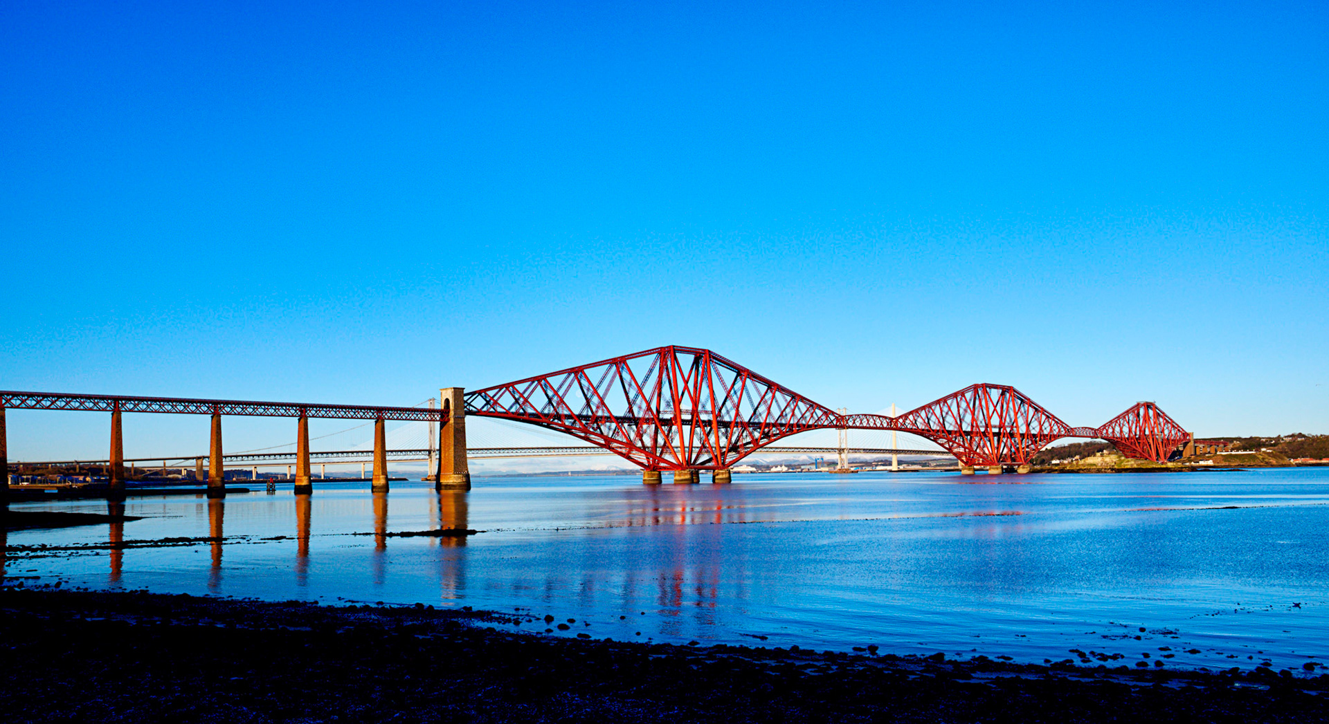 Forth Bridge - 02 January 2020Please see my other photos at JamesPDeans.co.uk
