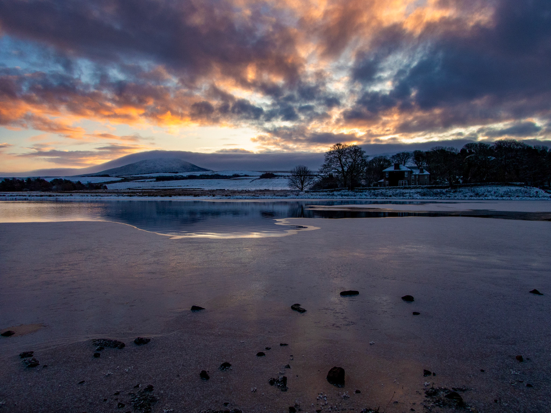 Swim at Harperrig 02 December 2023