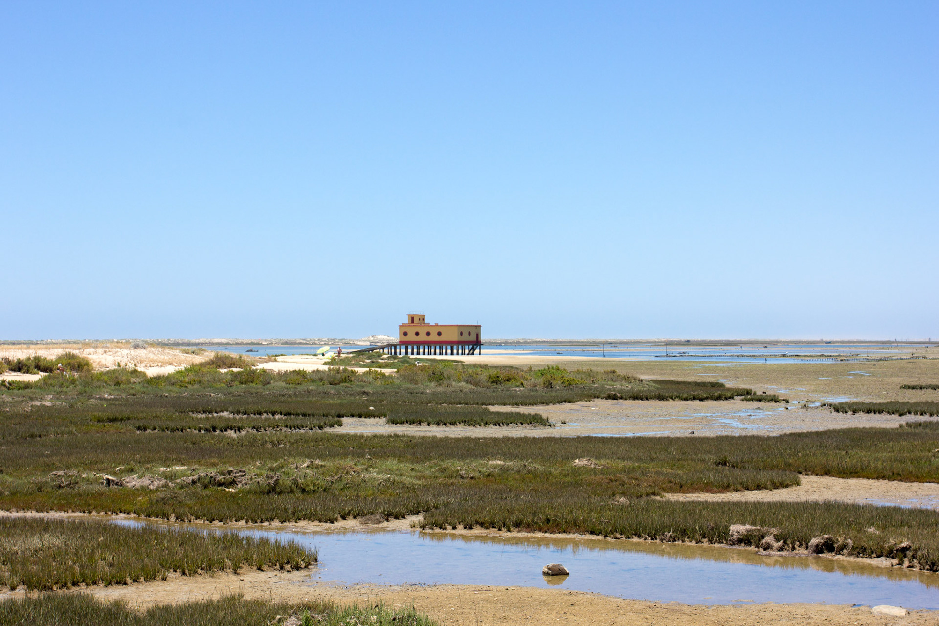 Lifeboat house in Fuzeta