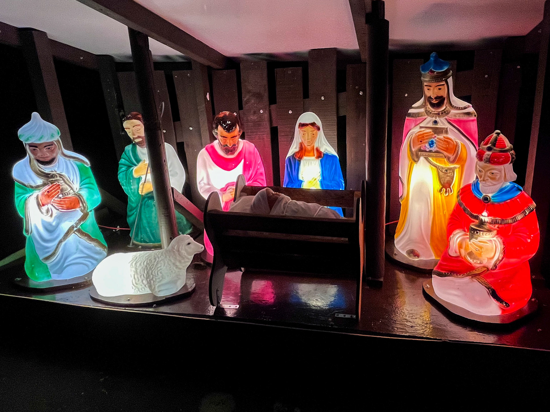 Annan Nativity 11 December 2024 - I rather liked the lit up figures.