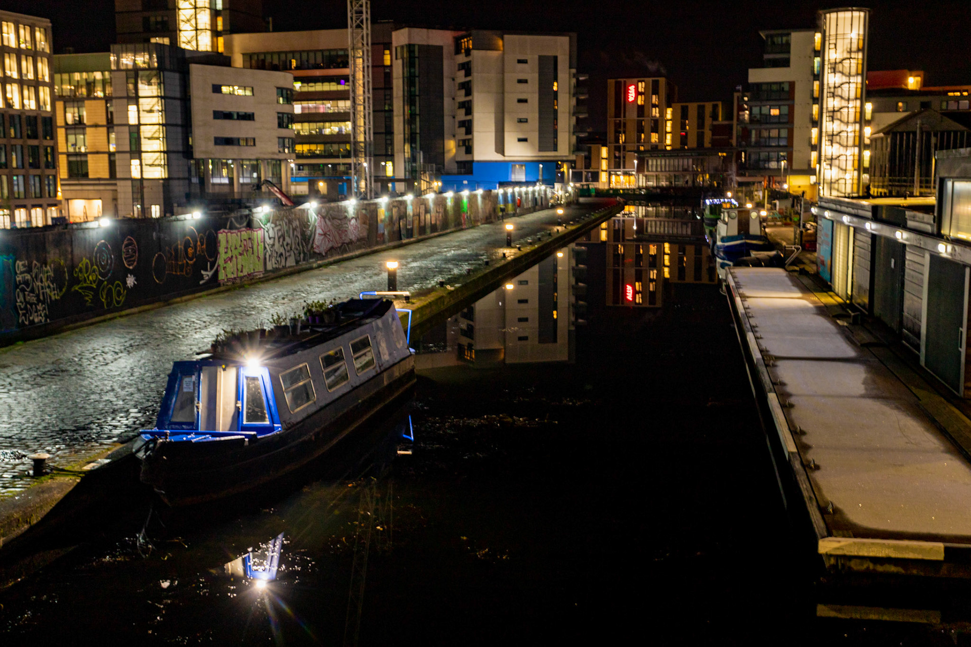 Union Canal at Leamington Lift Bridge Edinburgh 29 Nov 2022
