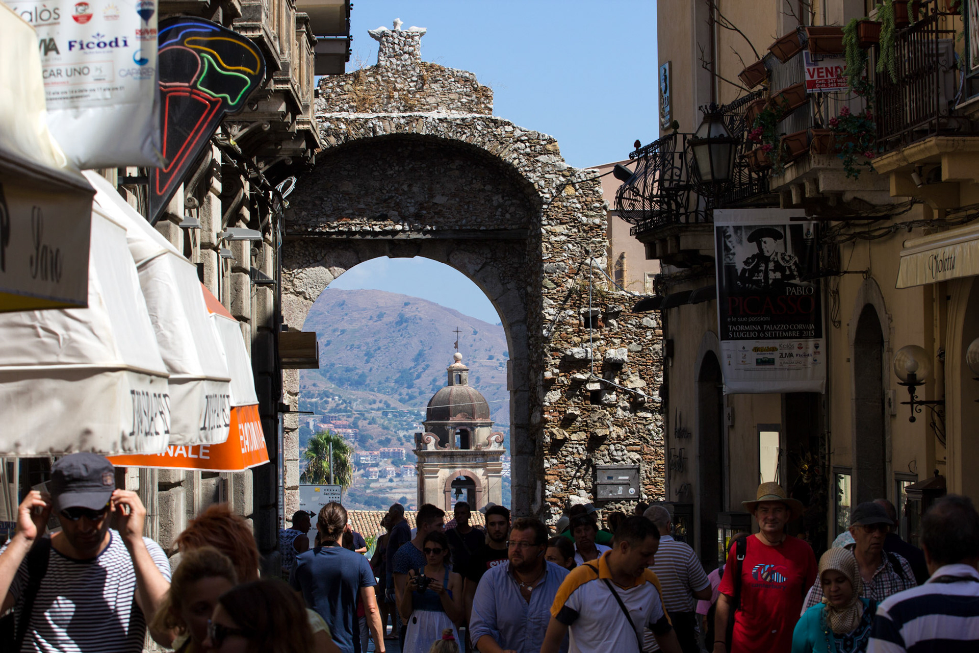 TaorminaPlease see my other Photographs at: http://www.jamespdeans.co.uk/