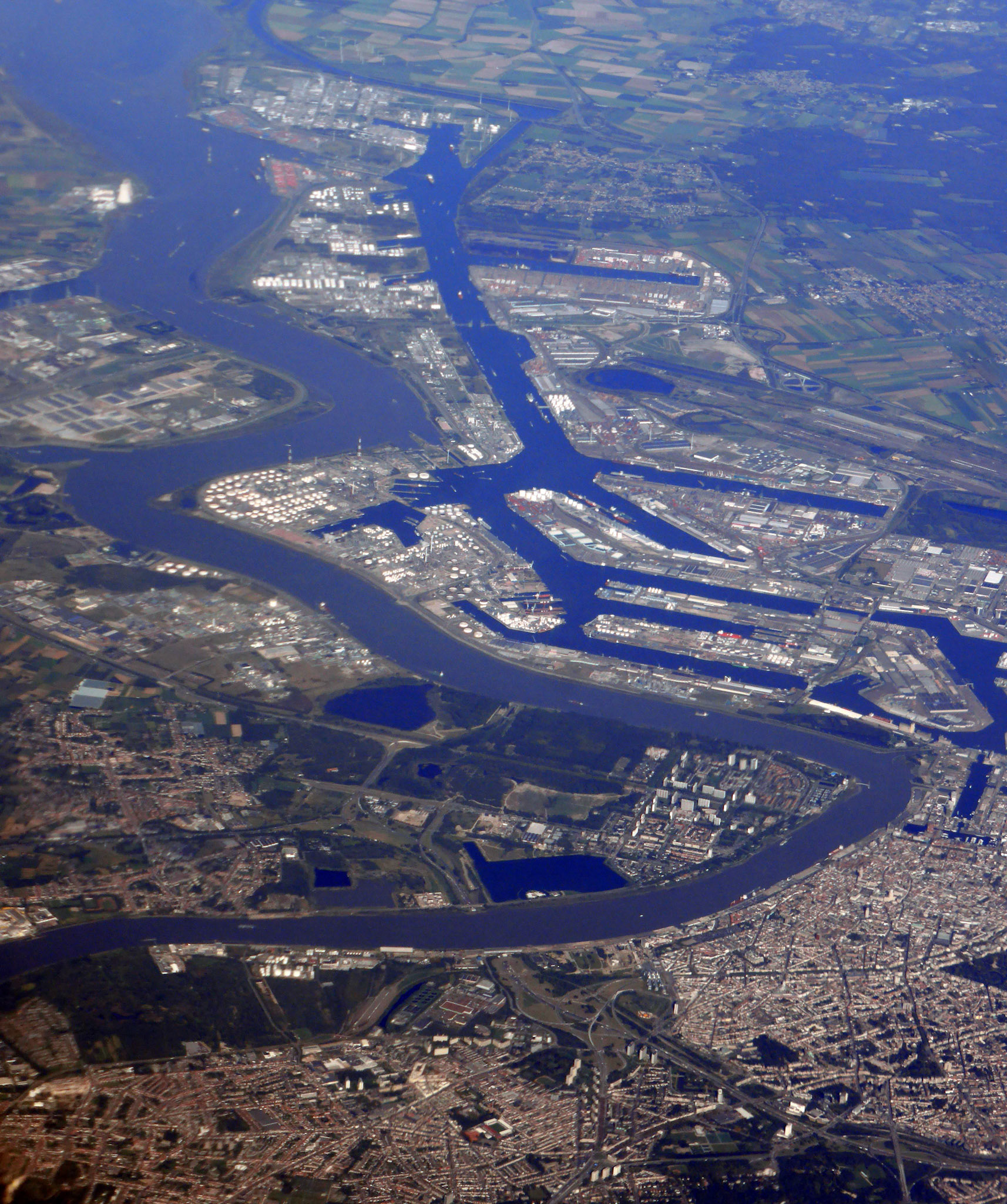 AntwerpPlease see my other Photographs at: http://www.jamespdeans.co.uk/