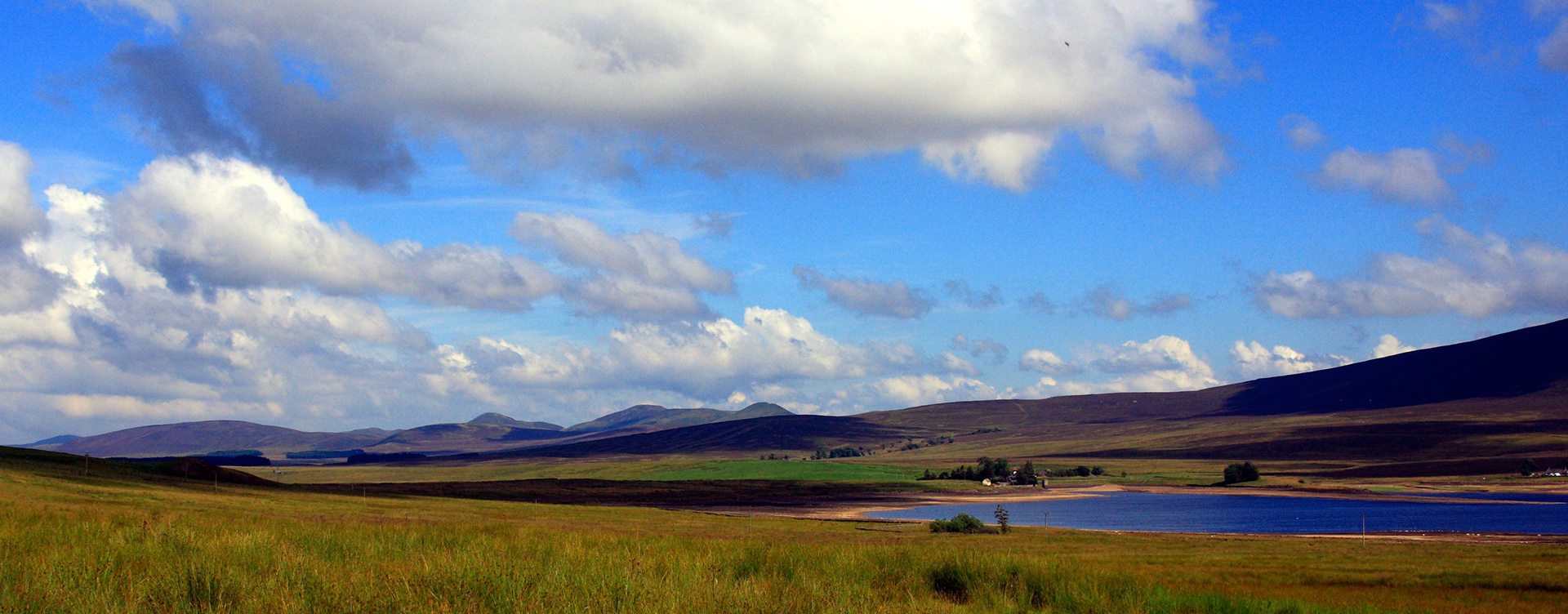 Harperrig Pentland HillsPlease see my other Photographs at: http://www.jamespdeans.co.uk/