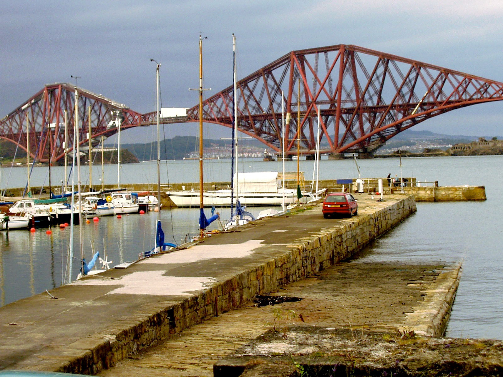 South Queensferry Please see my other Photographs at: http://www.jamespdeans.co.uk/