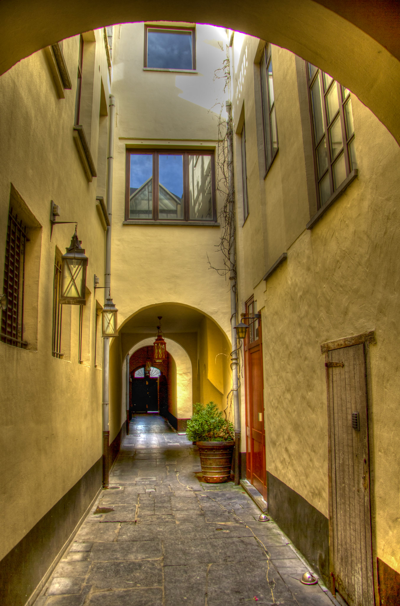 AntwerpPlease see my other Photographs at: http://www.jamespdeans.co.uk/