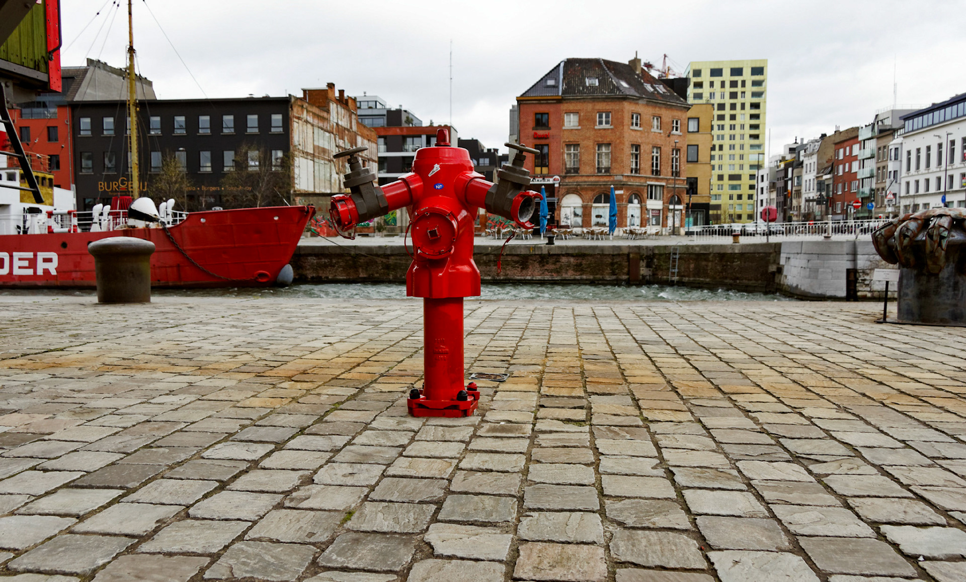 AntwerpPlease see my other Photographs at: http://www.jamespdeans.co.uk/