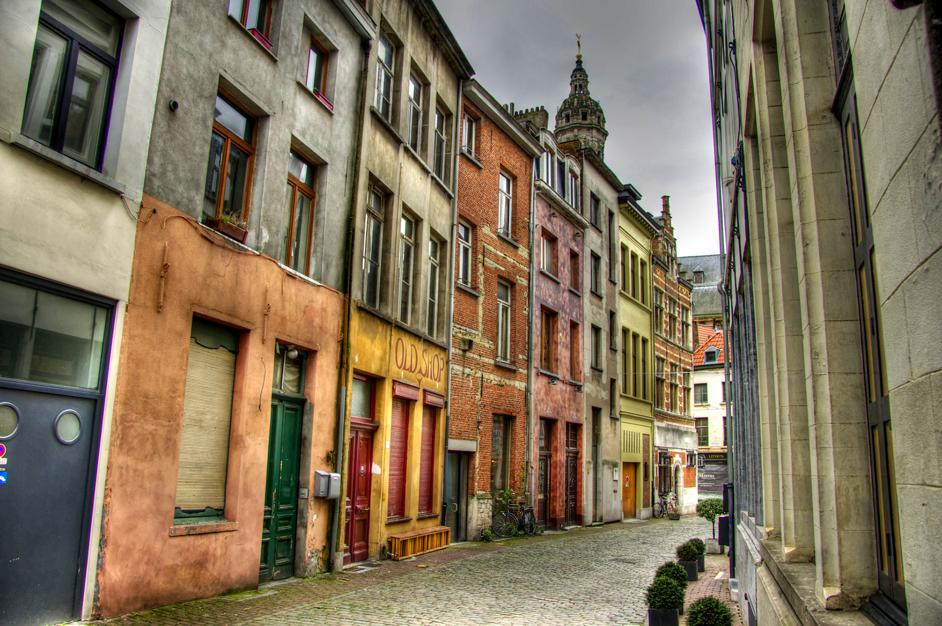 AntwerpPlease see my other Photographs at: http://www.jamespdeans.co.uk/