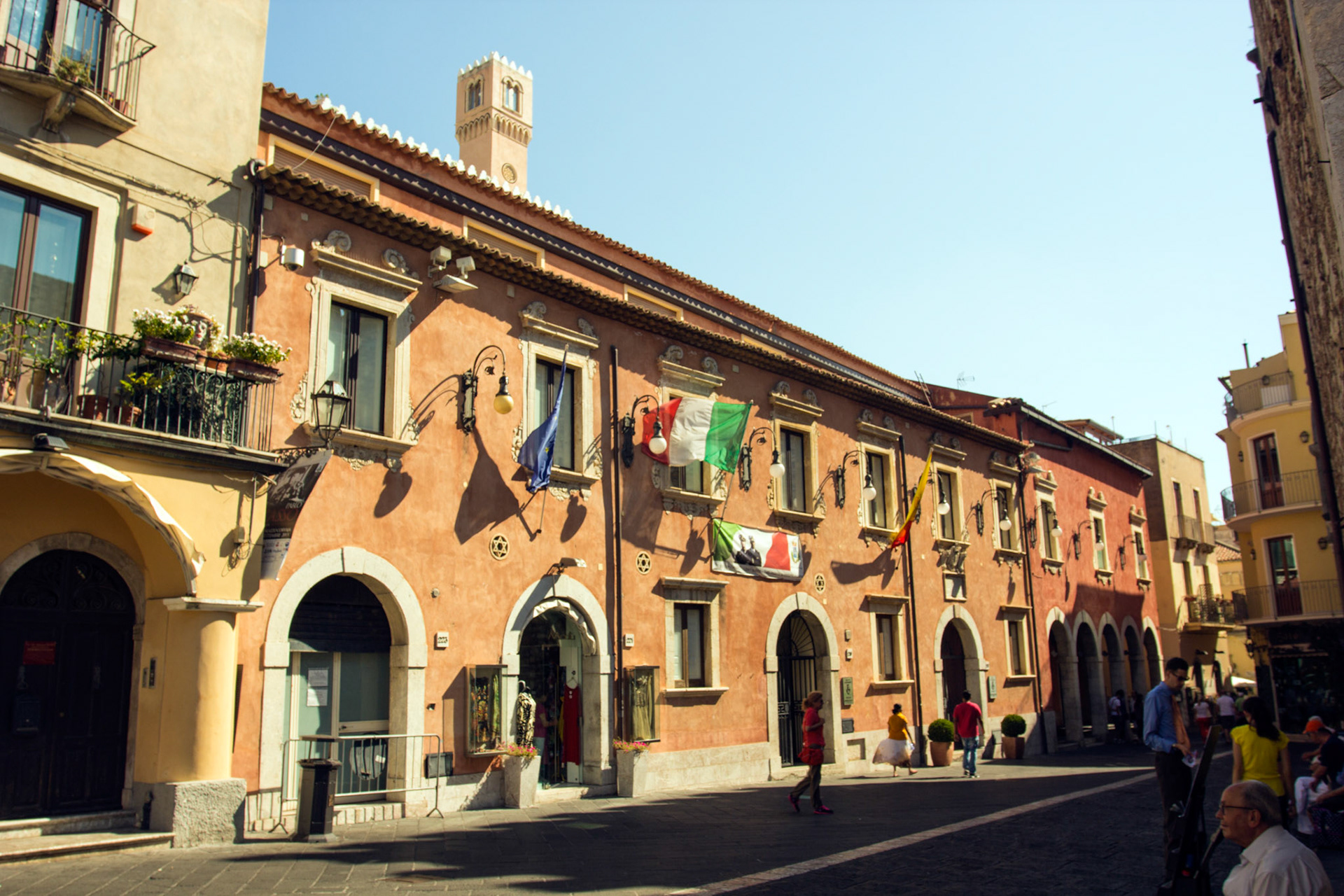 TaorminaPlease see my other Photographs at: http://www.jamespdeans.co.uk/