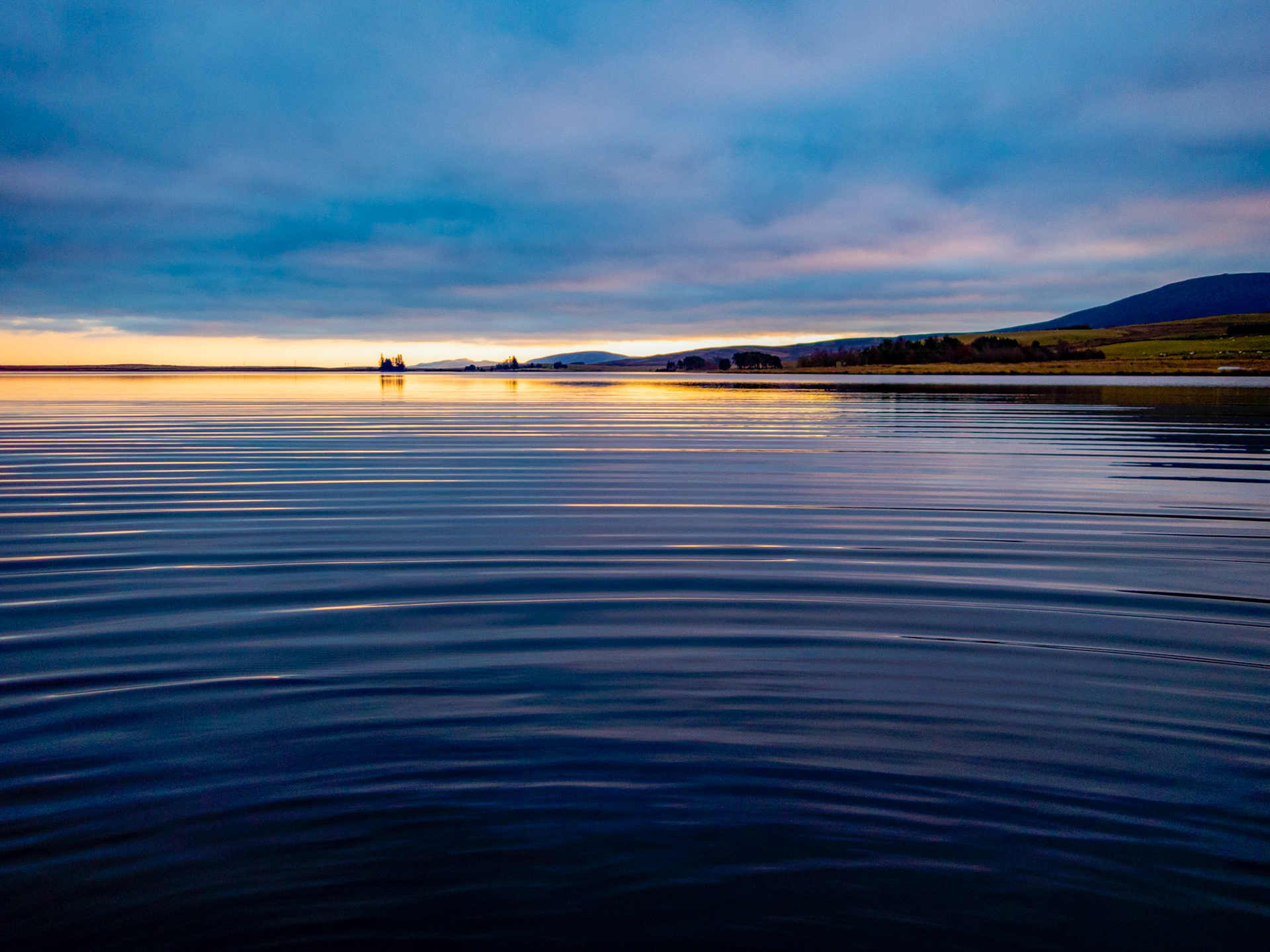 Harperrig 17 December 2021 Please see my other photos at JamesPDeans.co.uk