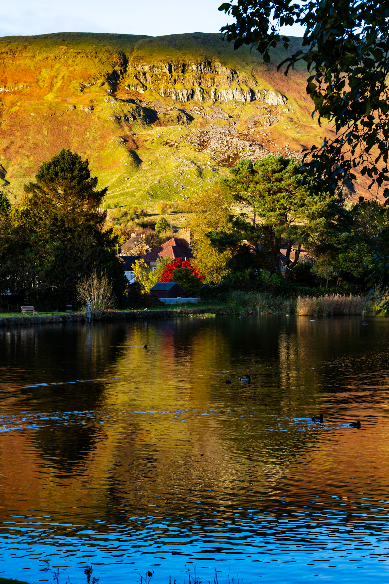 Lennoxtown Sunset: Whitefield Pond &amp; Campsie Hills 21 October 2023