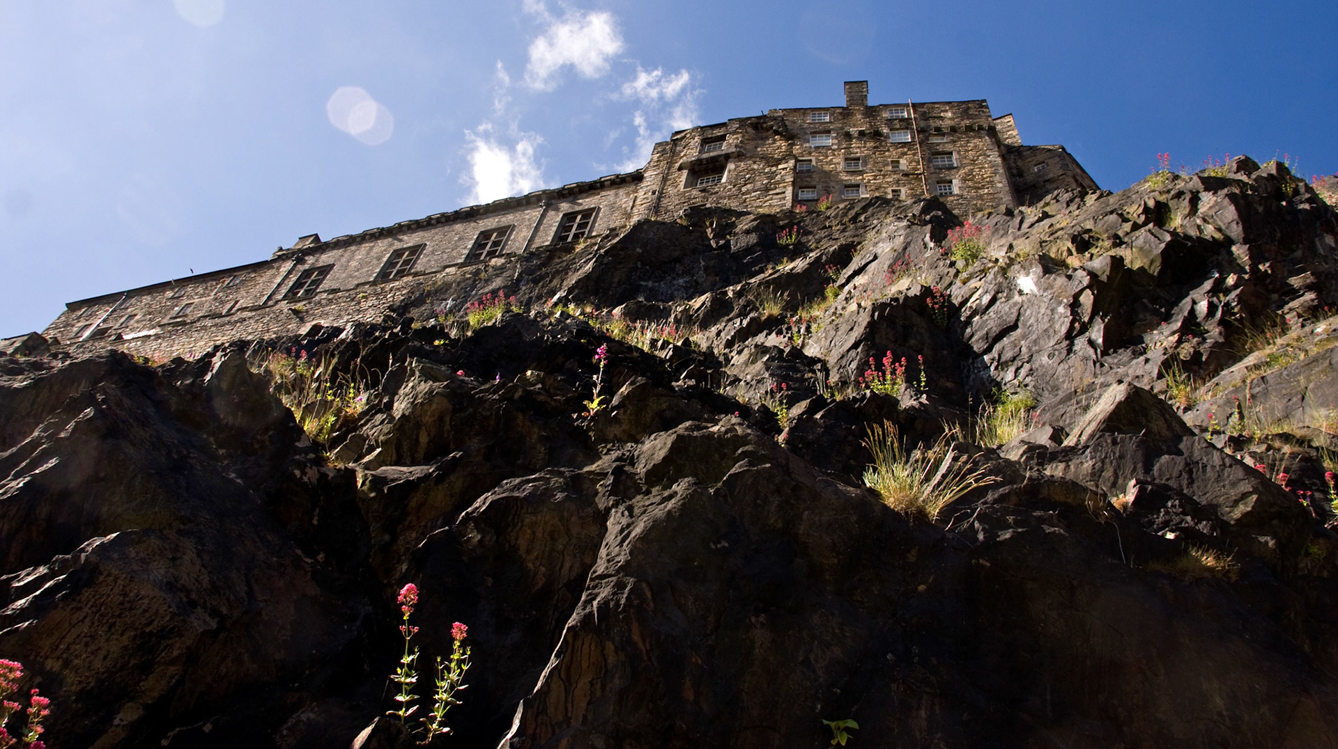 EdinburghPlease see my other Photographs at: http://www.jamespdeans.co.uk/