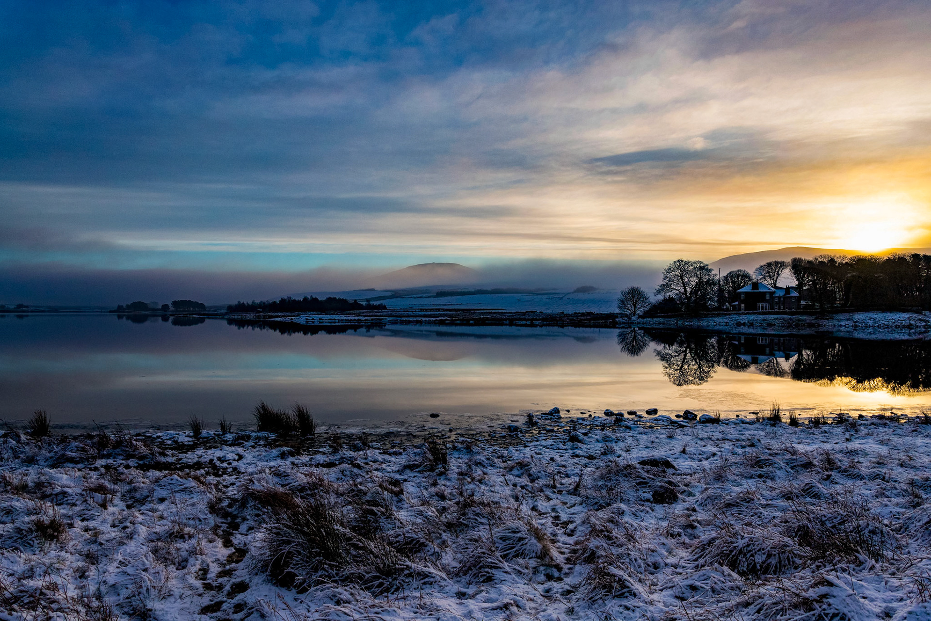 Harperrig Reservoir - swimming location Please see my other photos at JamesPDeans.co.uk