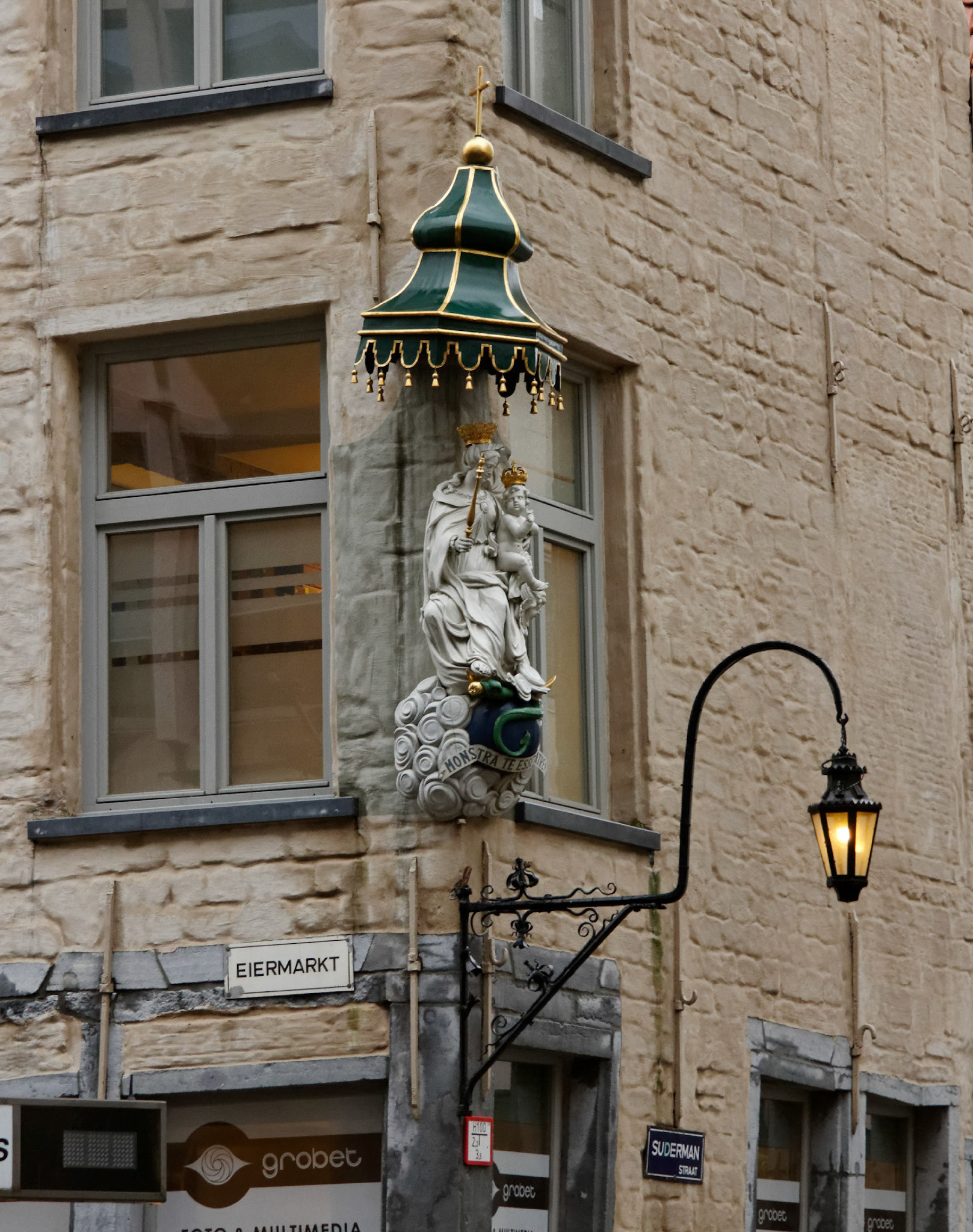 AntwerpPlease see my other Photographs at: http://www.jamespdeans.co.uk/