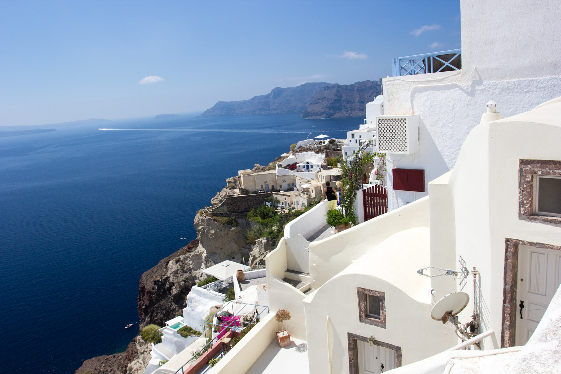 What are cave dwellings have become very trendy.