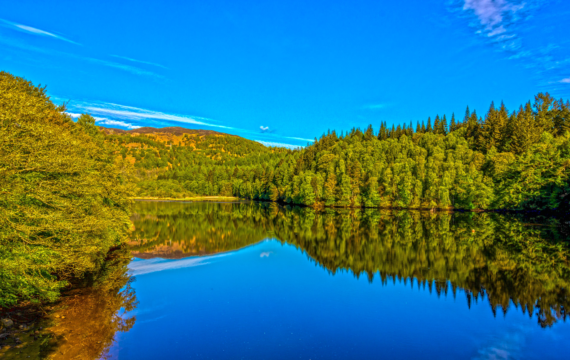 Loch Faskally - View from Clunie Bridge 16 May 2026 15.jpg