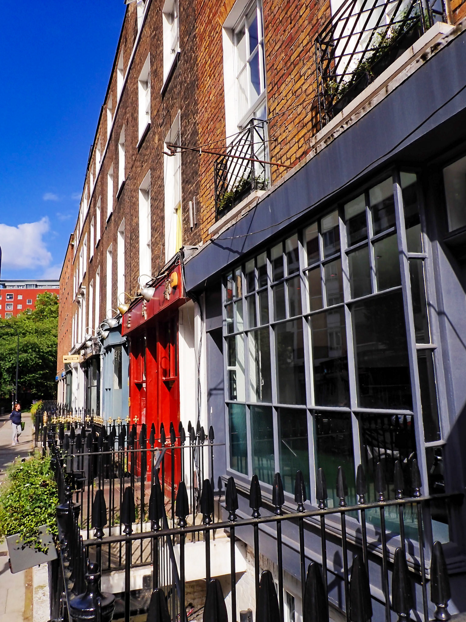 Walk Tottenham Court Road to Kings Cross London 05 June 2024