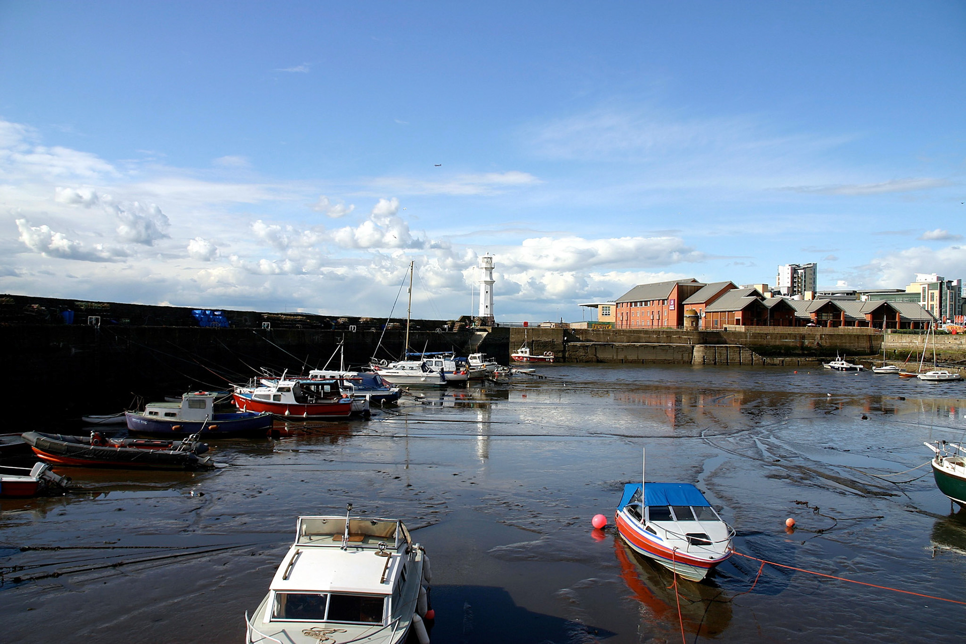 Newhaven - Edinburgh