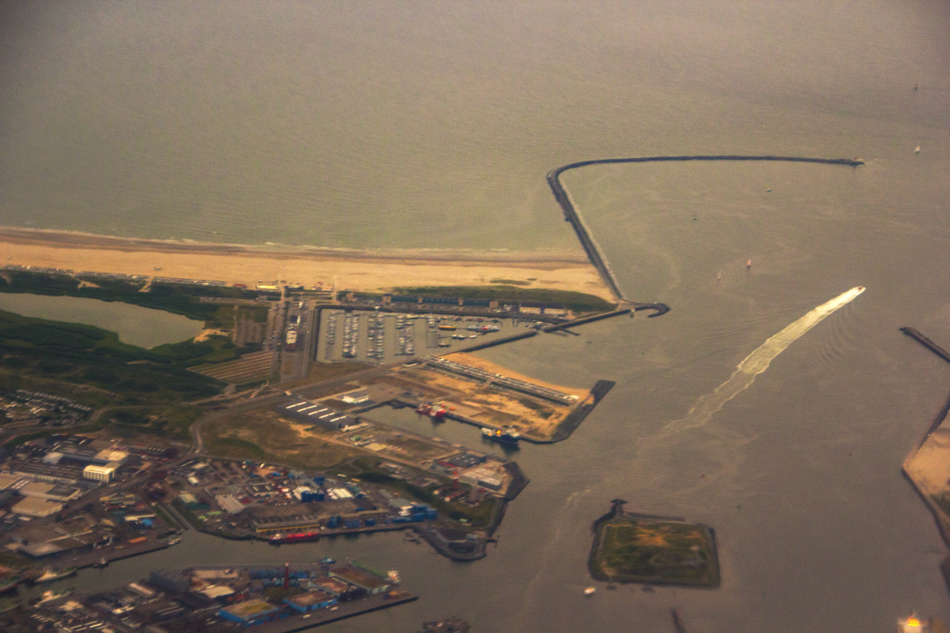 Dutch coastPlease see my other Photographs at: http://www.jamespdeans.co.uk/