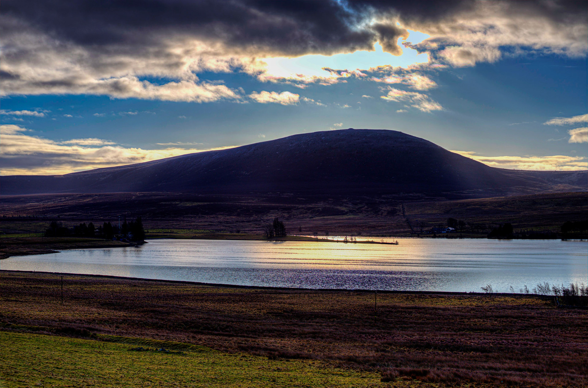 Harperrig Reservoir 24 Feb 2024