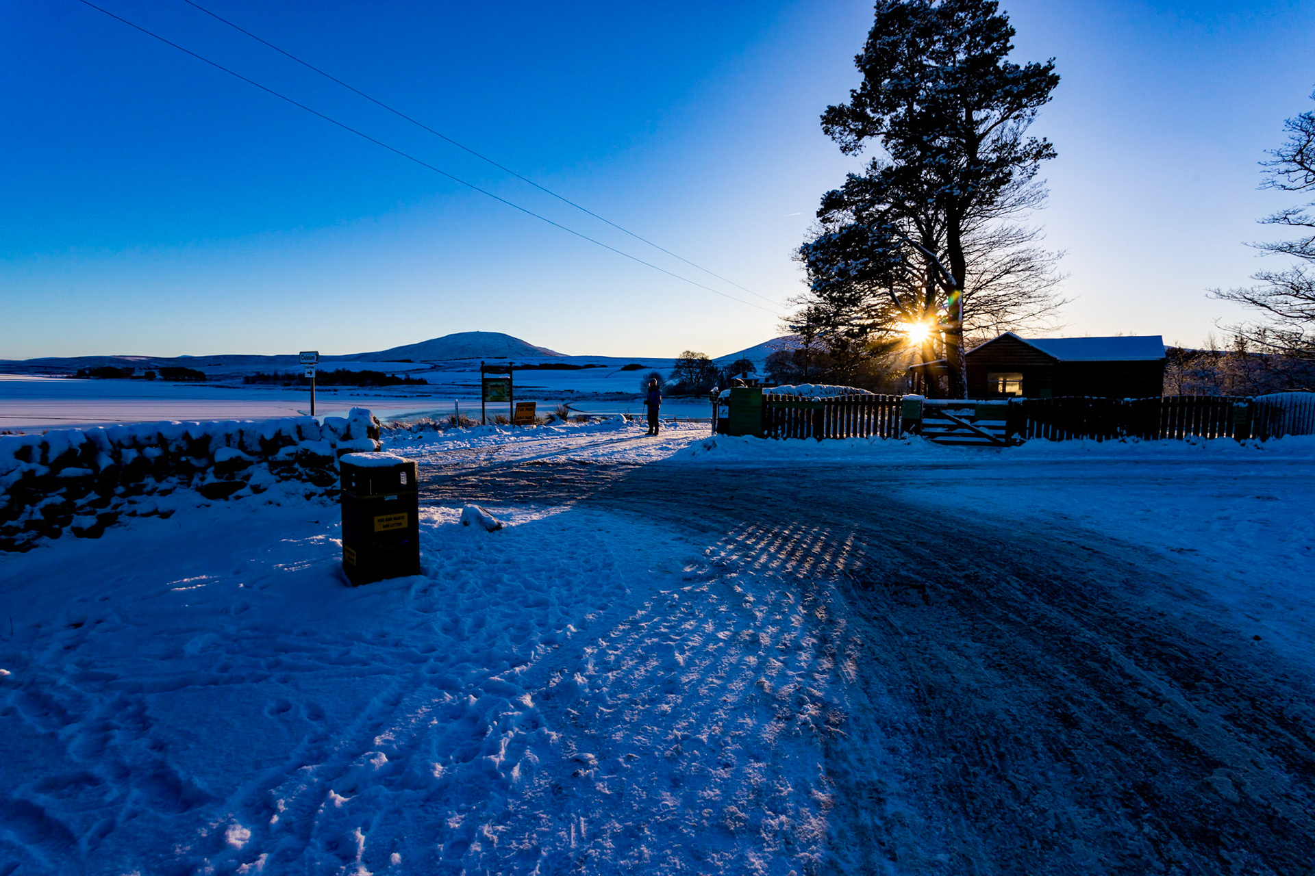 Harperrig Reservoir 30 December 2020 Please see my other photos at JamesPDeans.co.uk