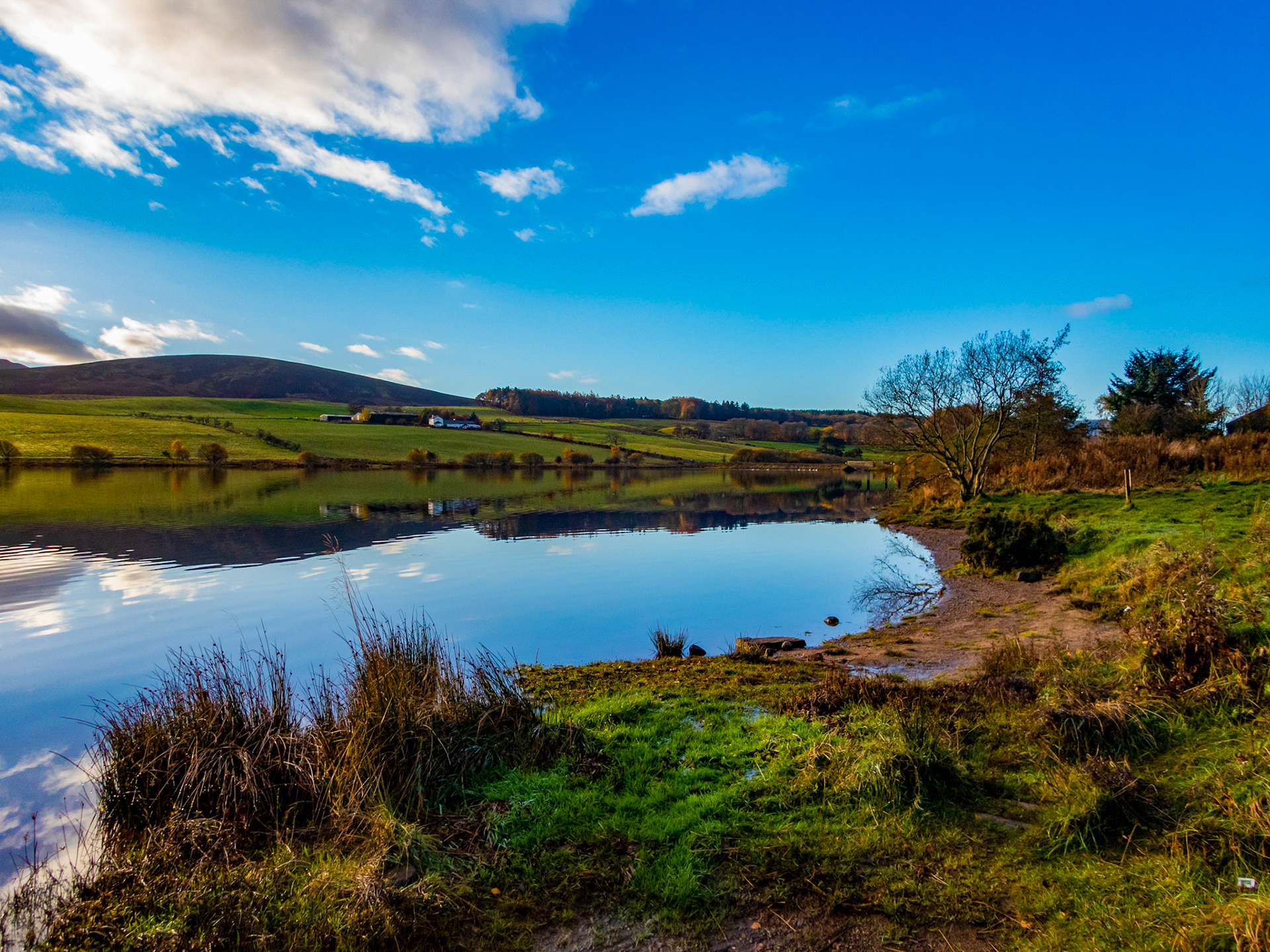 Threipmuir 13 Nov 2021 Please see my other photos at JamesPDeans.co.uk