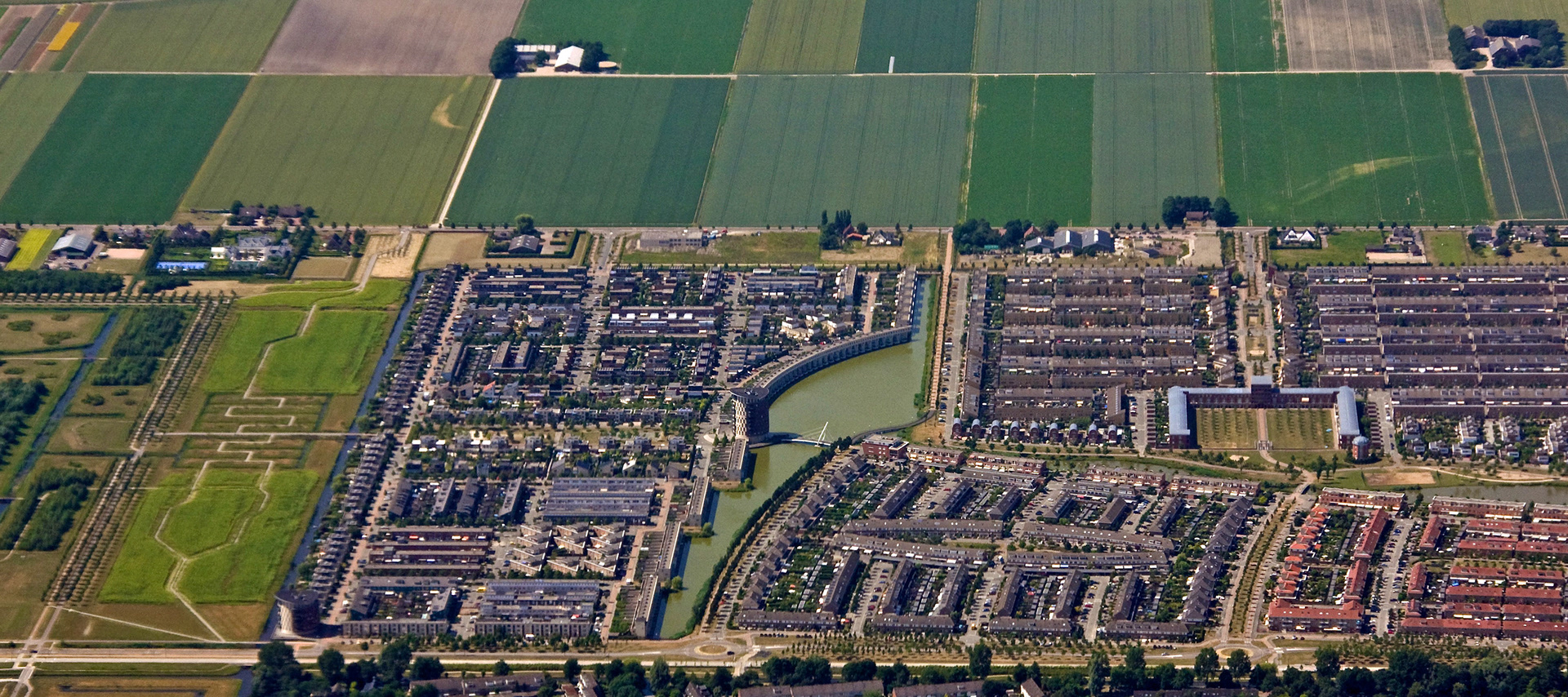 Dutch BulbfieldsPlease see my other Photographs at: http://www.jamespdeans.co.uk/