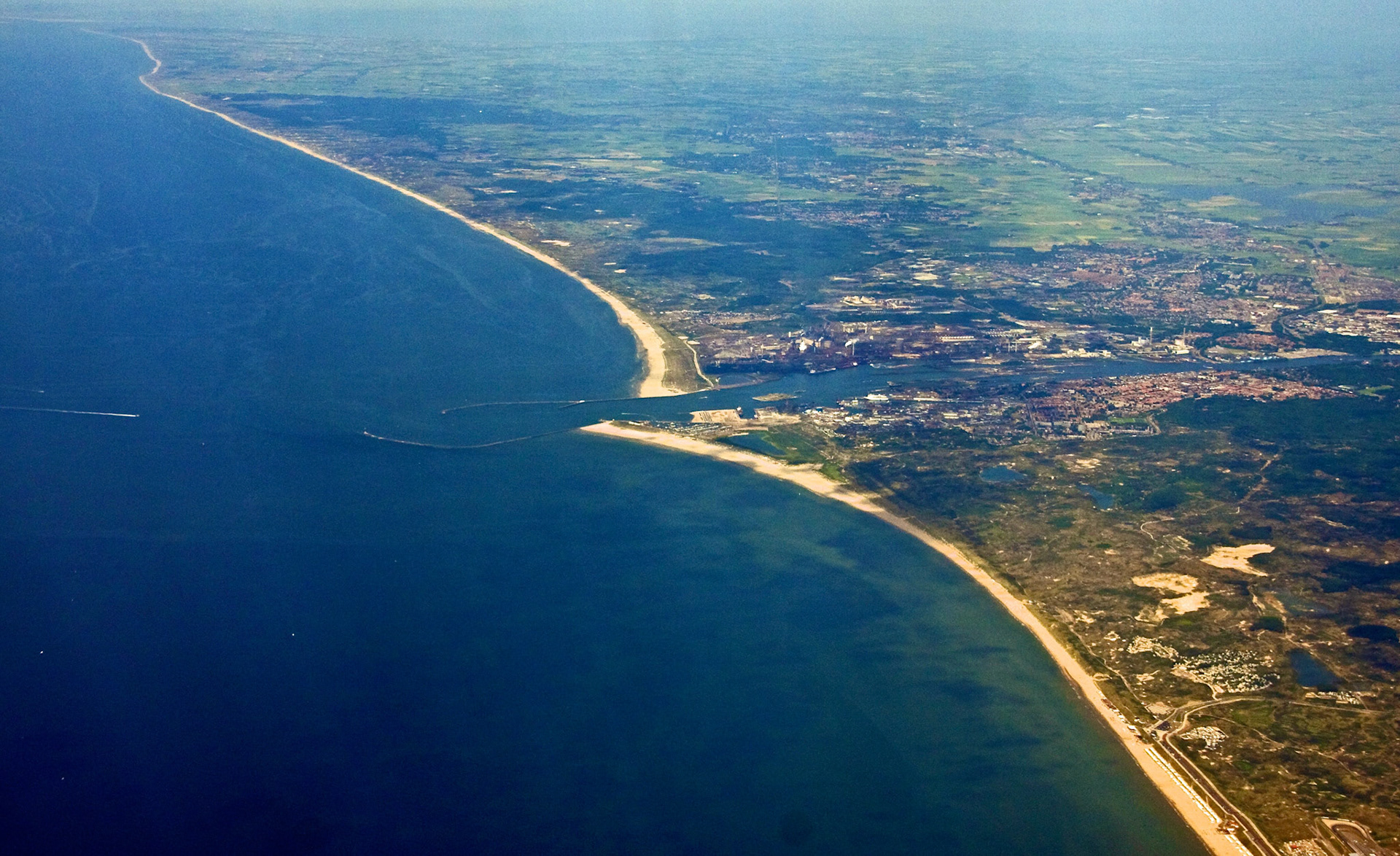 Dutch coastPlease see my other Photographs at: http://www.jamespdeans.co.uk/