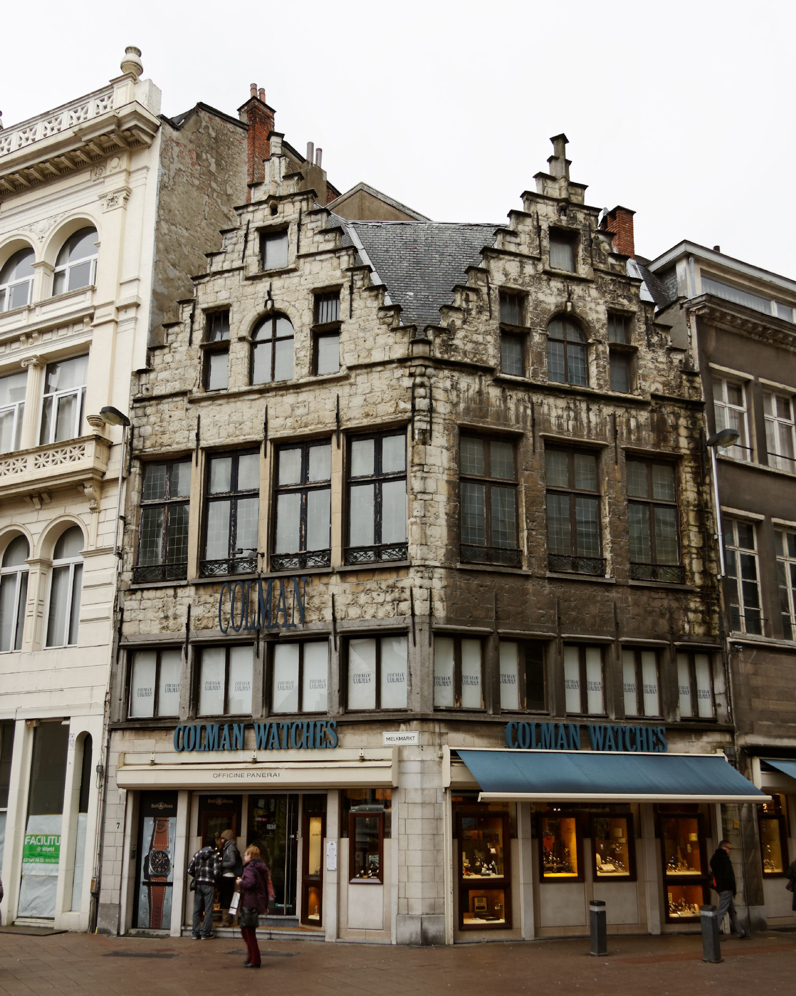 AntwerpPlease see my other Photographs at: http://www.jamespdeans.co.uk/