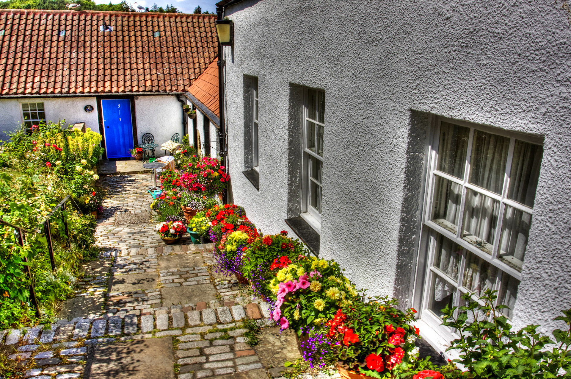 Cramond Please see my other Photographs at: www.jamespdeans.co.uk