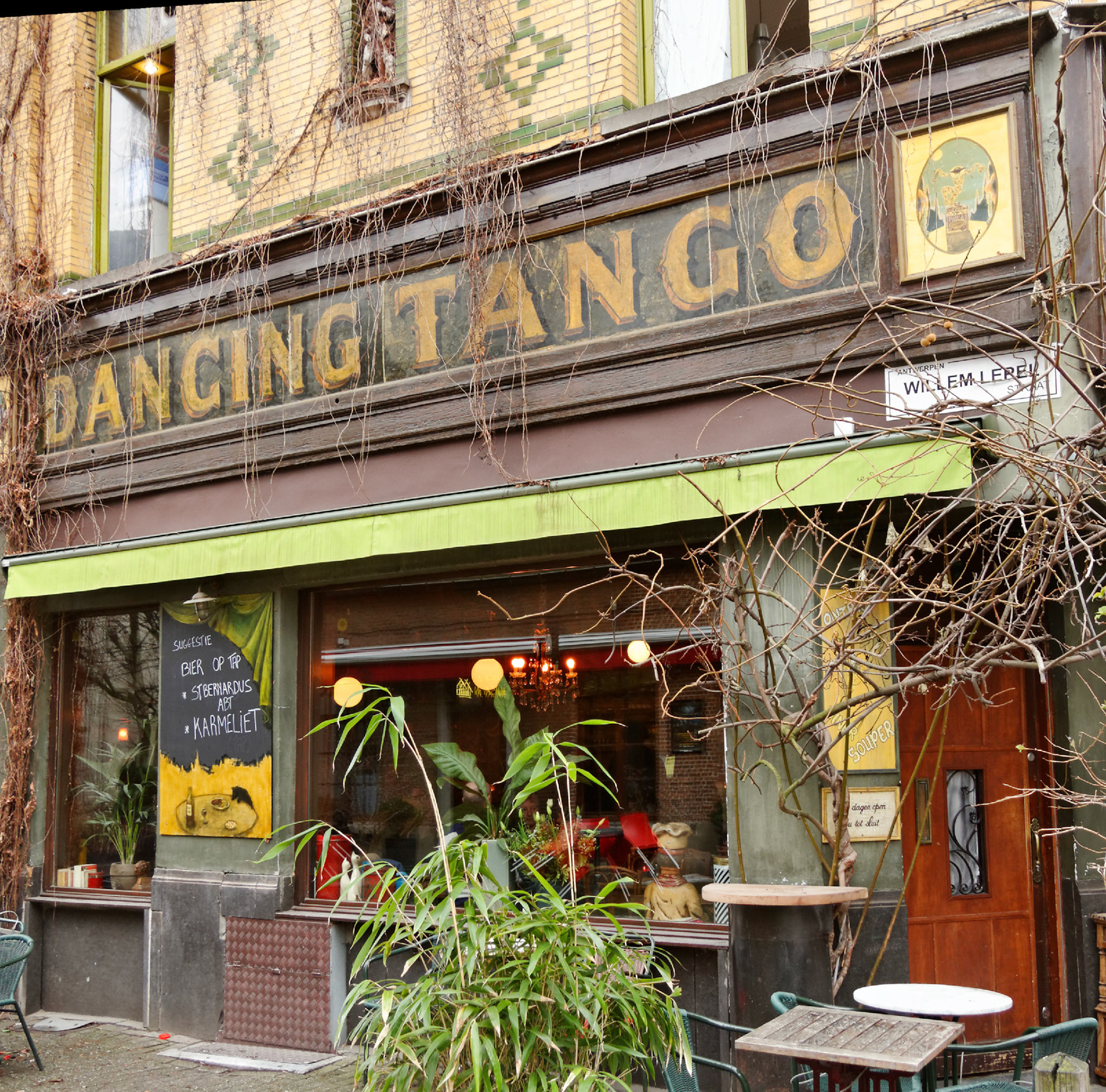 AntwerpPlease see my other Photographs at: http://www.jamespdeans.co.uk/