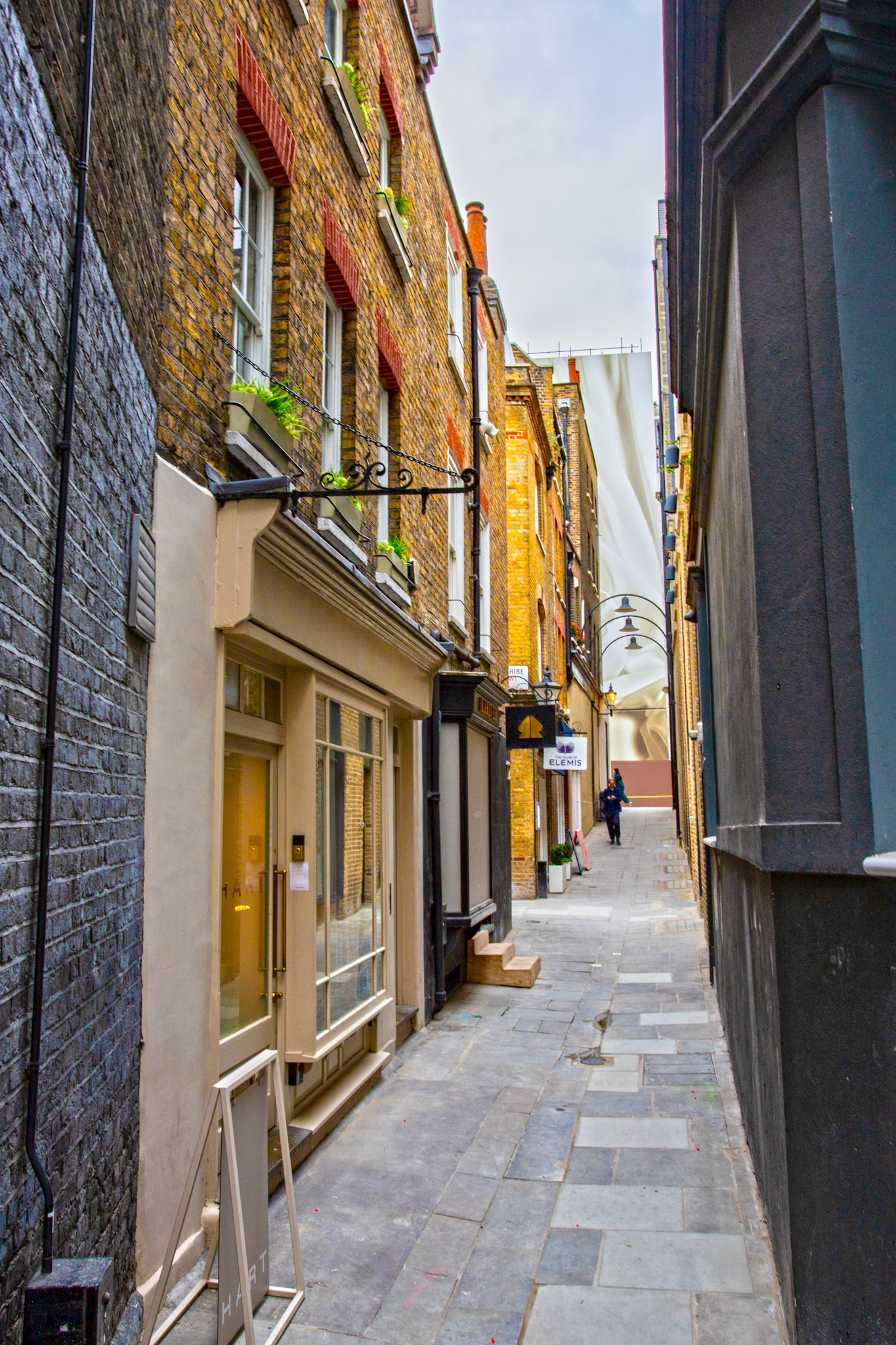 Lancashire  Court, Mayfair, London 18 August 2025