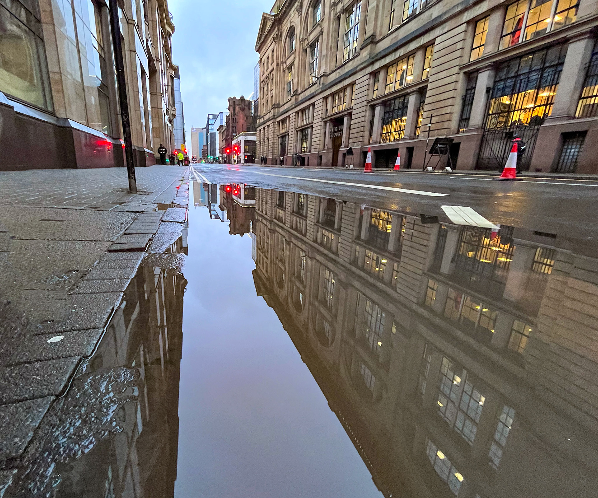 A wet morning in Waterloo Street, Glasgow 15 February 2024