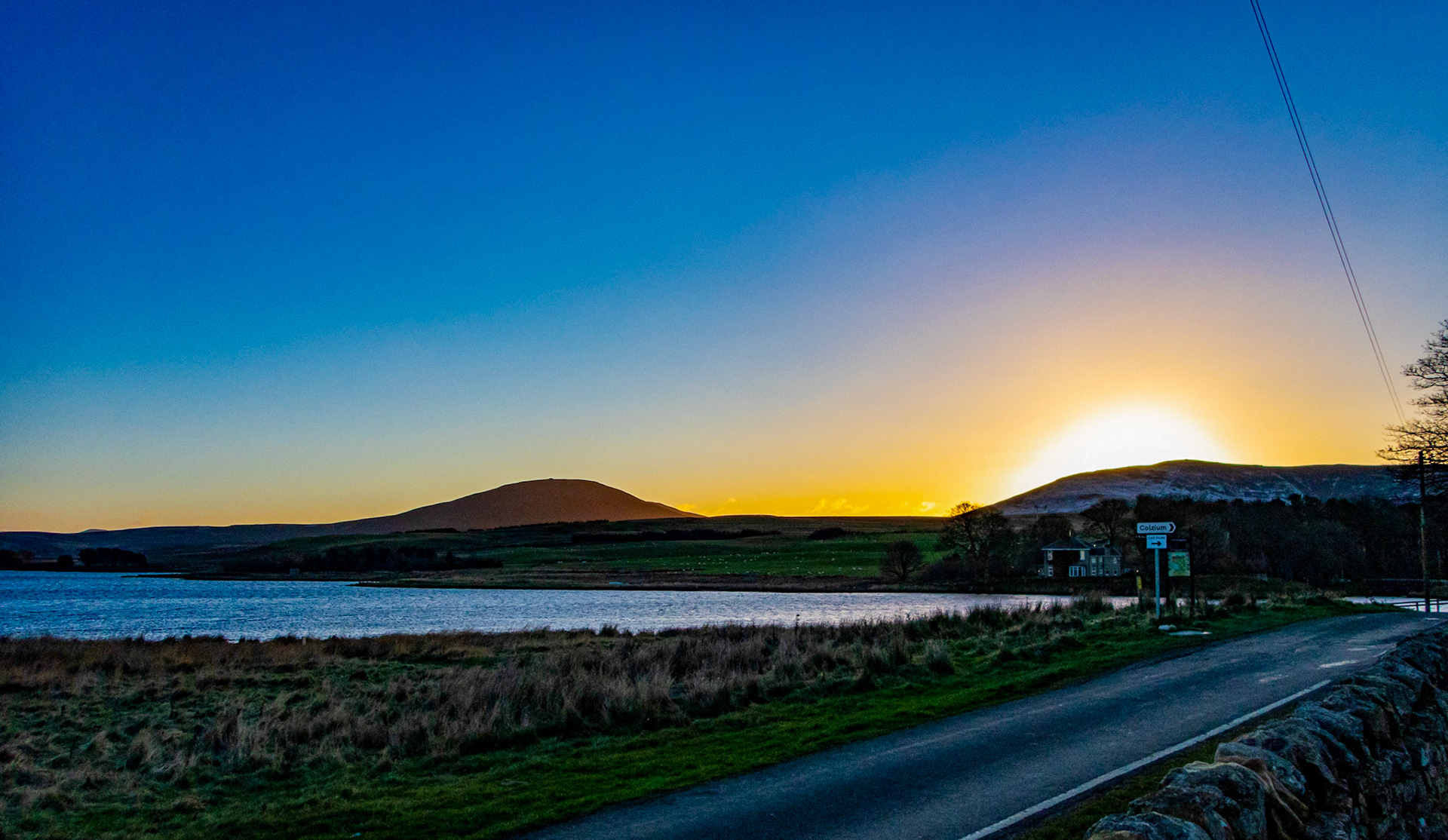 Harperrig 27 Nov 2021 Please see my other photos at JamesPDeans.co.uk