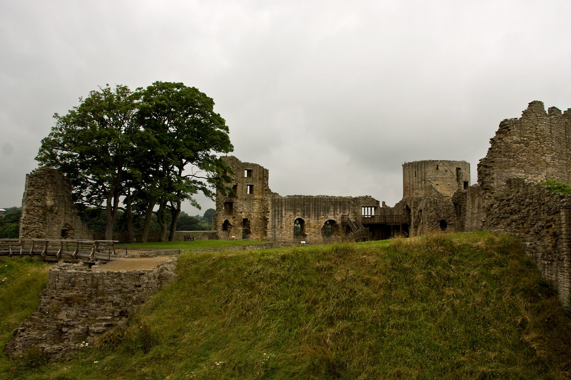 Barnard CastlePlease see my other Photographs at: http://www.jamespdeans.co.uk/
