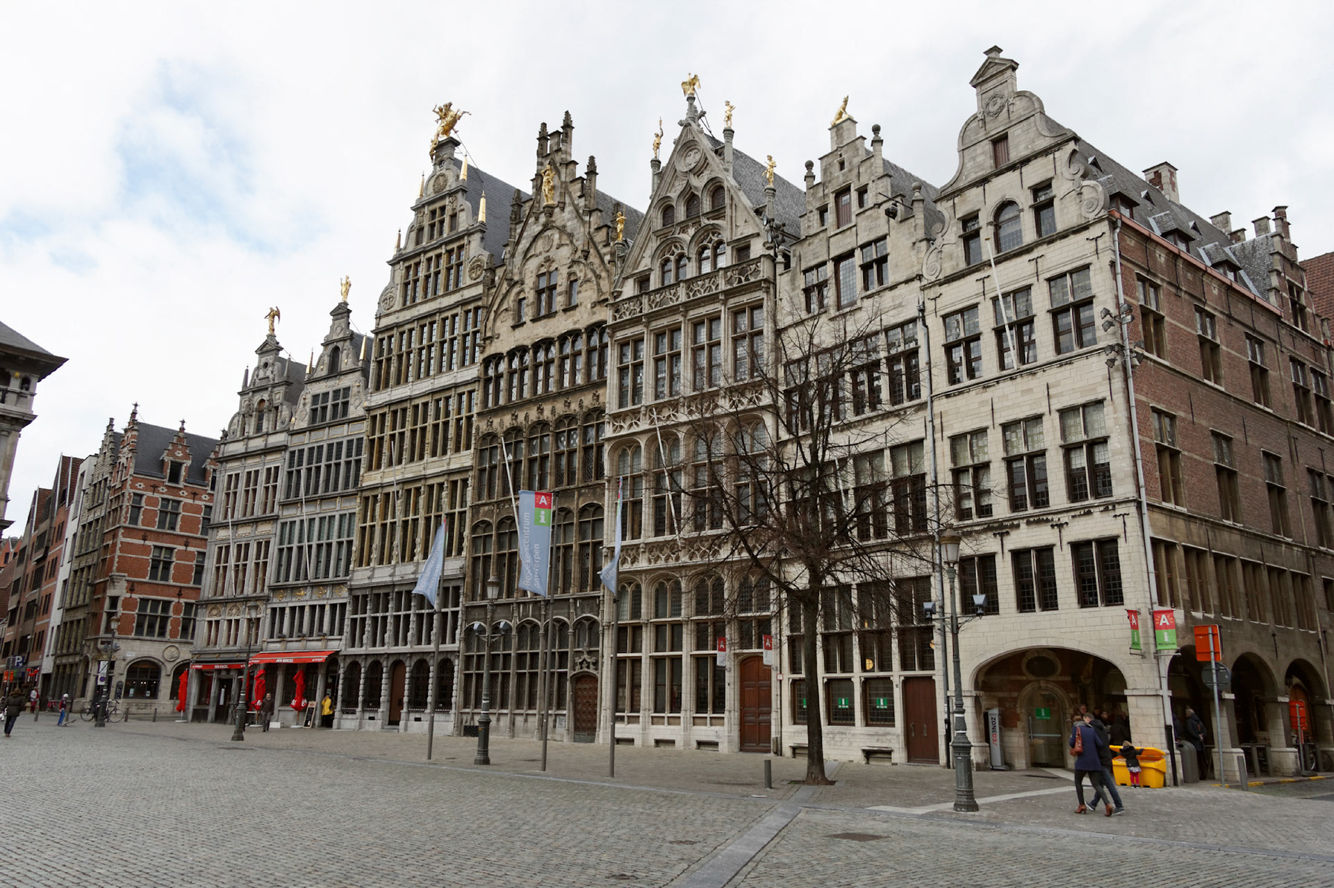 AntwerpPlease see my other Photographs at: http://www.jamespdeans.co.uk/