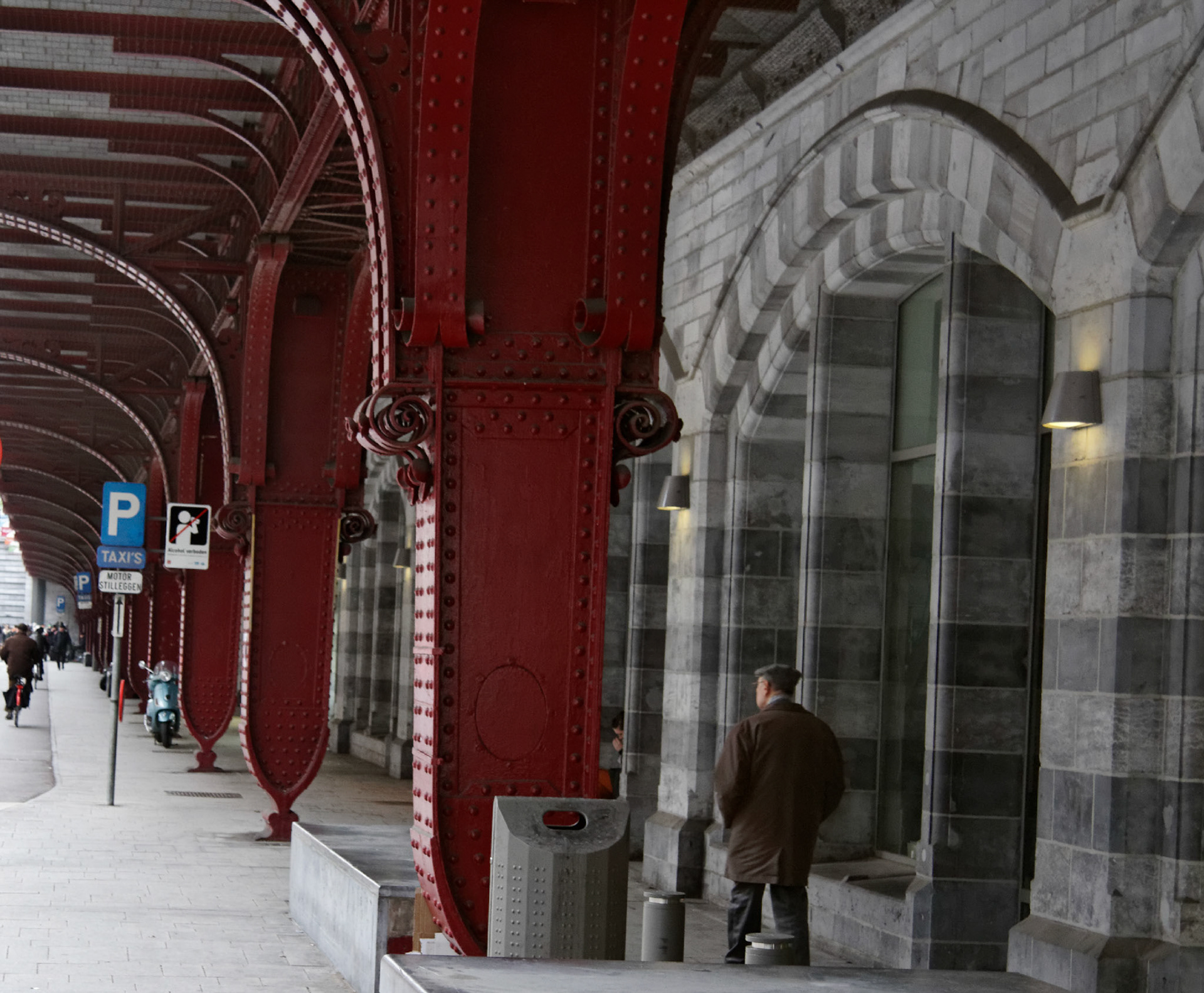 AntwerpPlease see my other Photographs at: http://www.jamespdeans.co.uk/