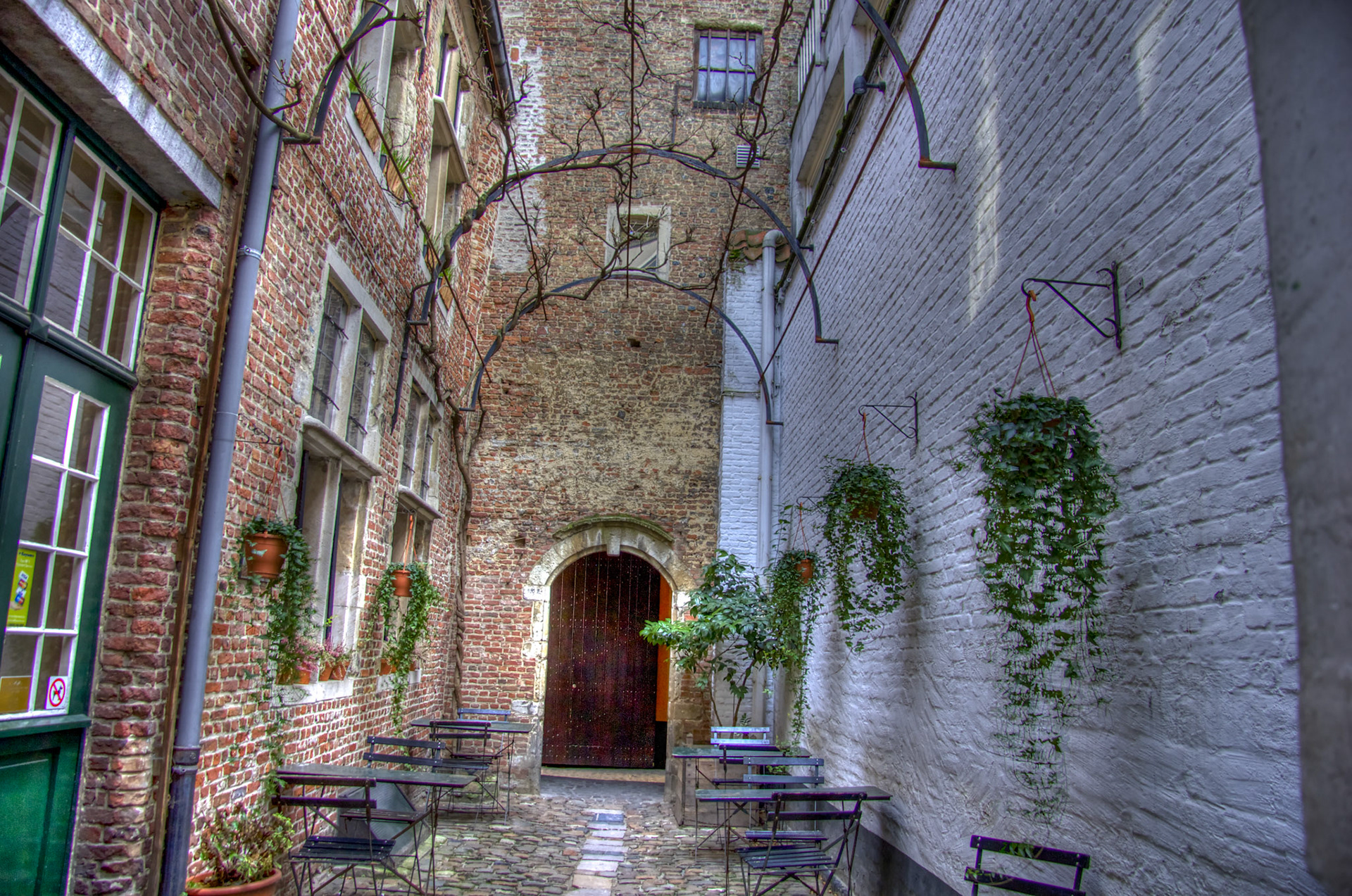 AntwerpPlease see my other Photographs at: http://www.jamespdeans.co.uk/