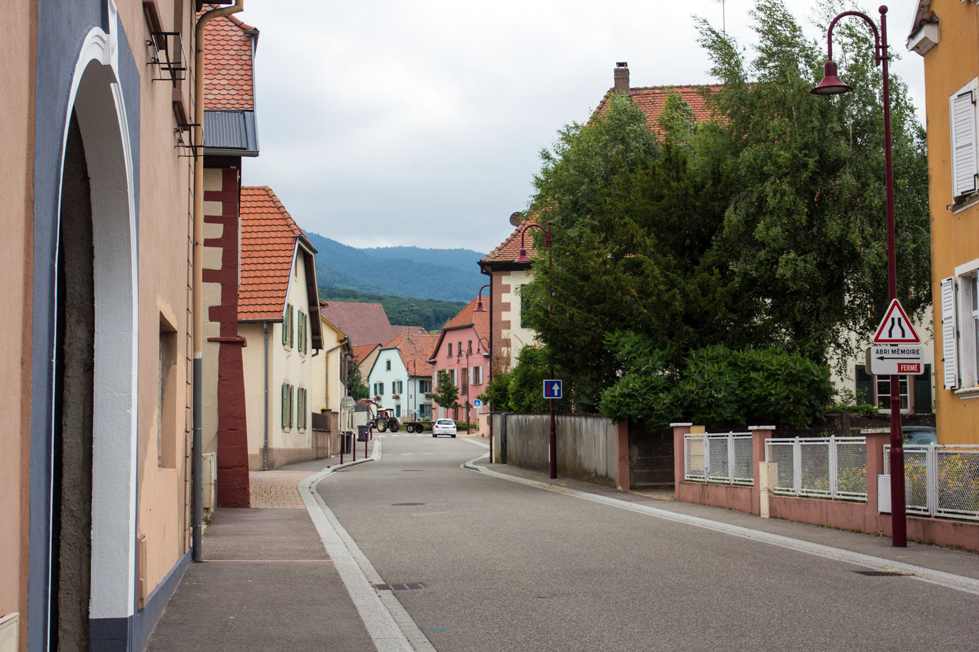 CernayPlease see my other Photographs at: http://www.jamespdeans.co.uk/