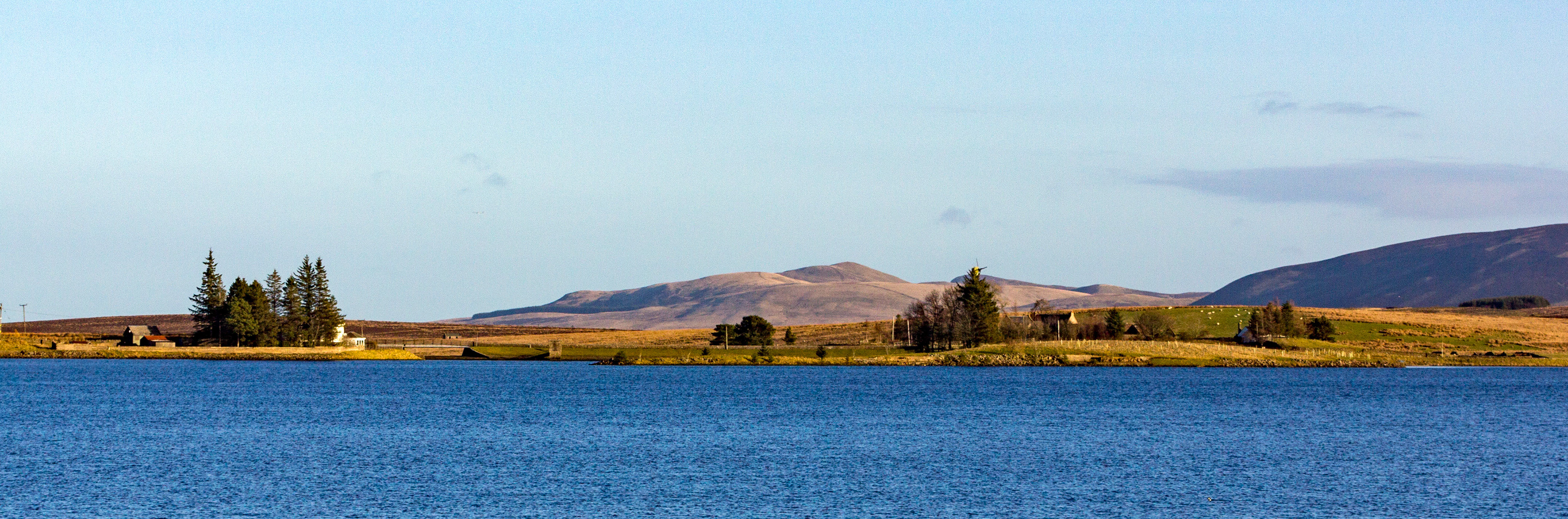 Colzium &amp; Harperrig ReservoirPlease see my other Photographs at: www.jamespdeans.co.uk