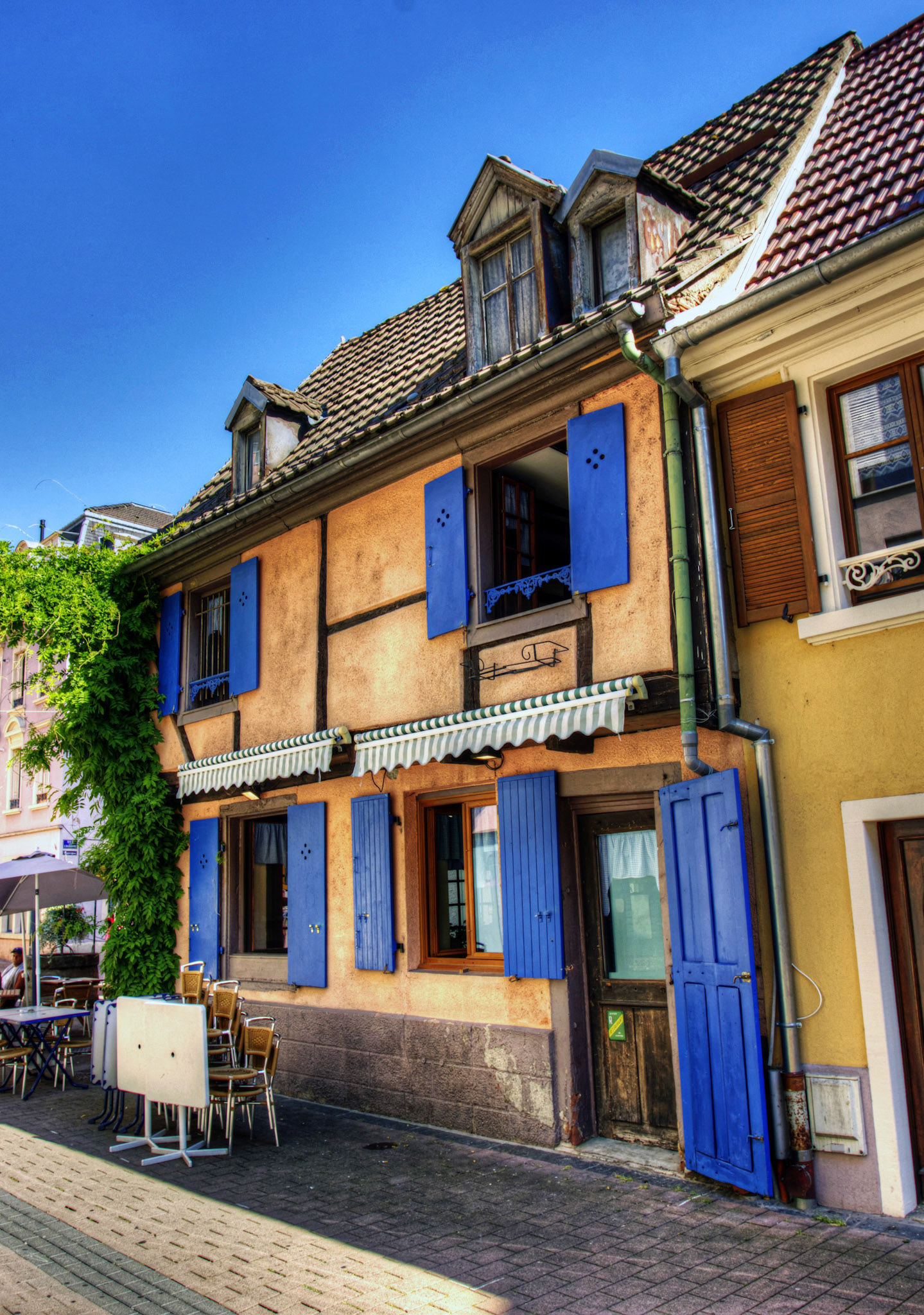 MulhousePlease see my other Photographs at: http://www.jamespdeans.co.uk/