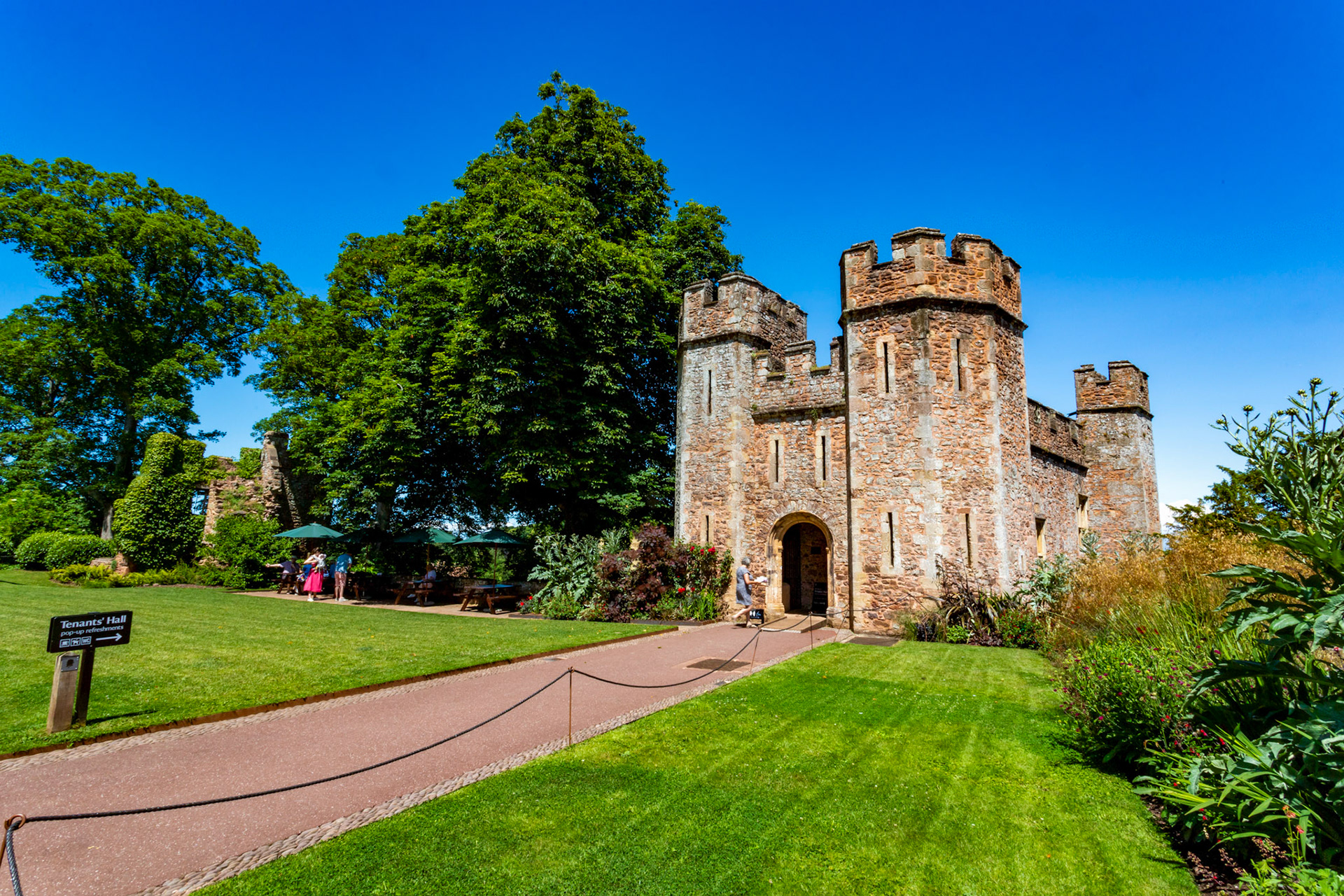 Dunster 22 June 2023